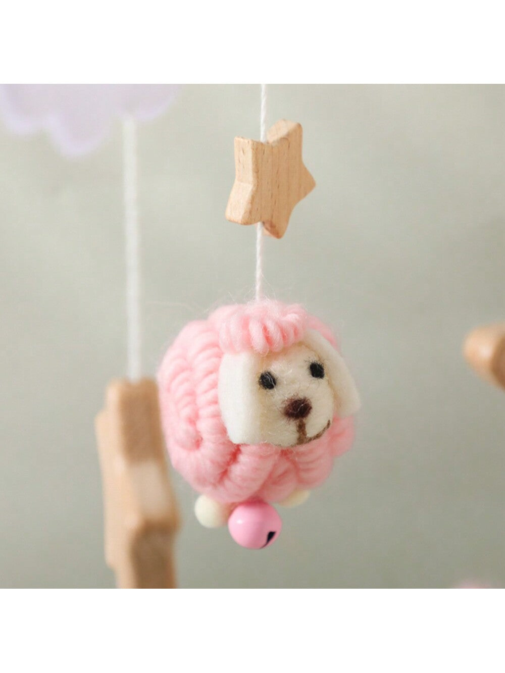 1pc Baby Pink Sheep & Stars Mobile For Crib, Nordic Style Baby Room Decorative Wooden Mobile To Prevent Myopia & Improve Hand-Eye Coordination, Suitable For Baby Room Decoration