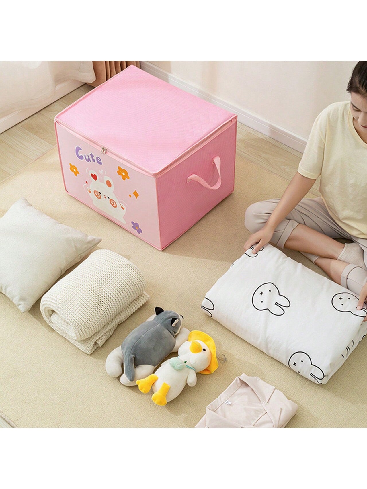 1pc Large Capacity Cartoon Storage Bag With Zipper Closure, Moisture-Proof Fabric Perfect For Storing Clothes And Quilts