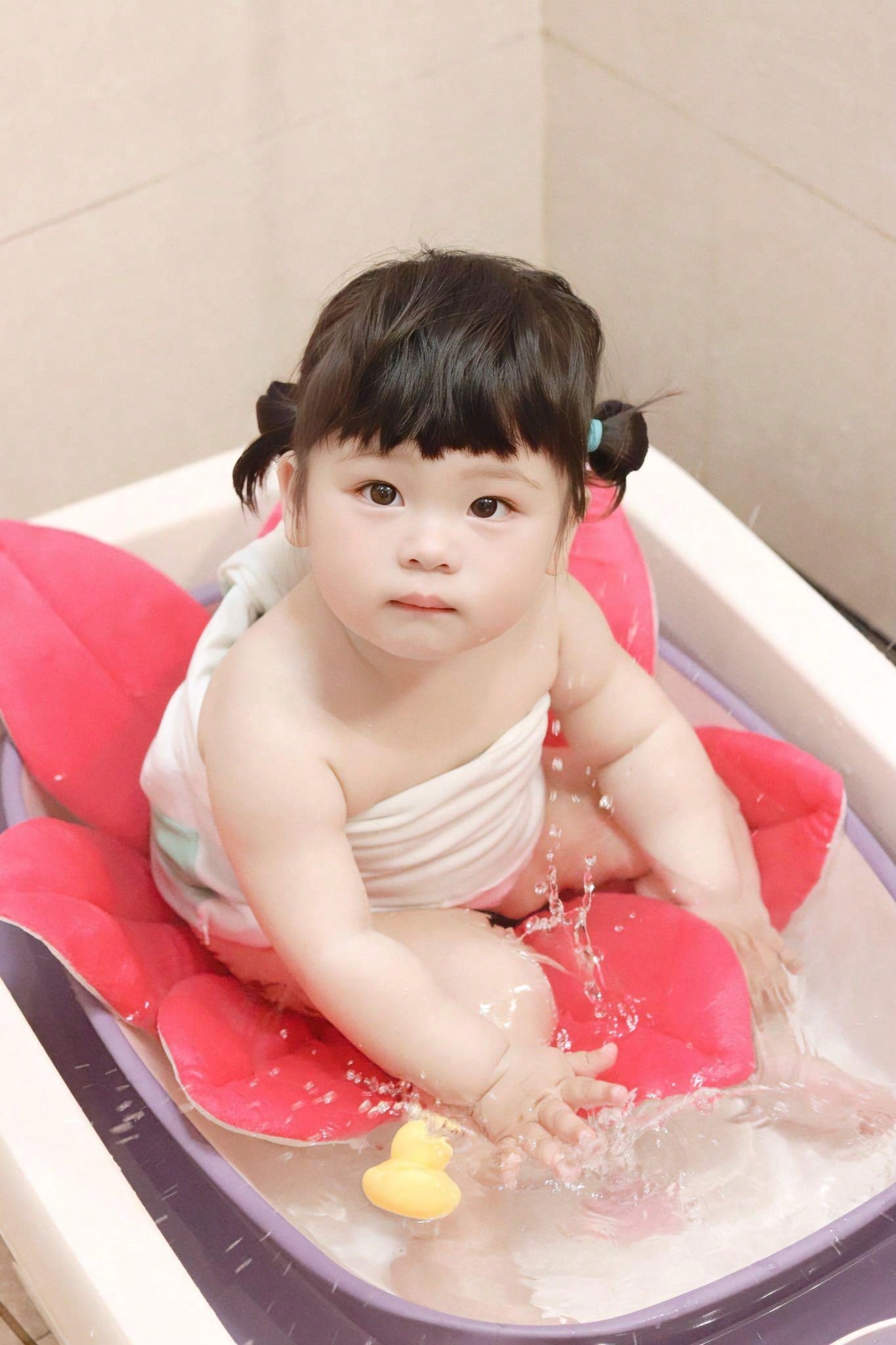 1pc Baby Bath Mat Can Lie Down Fold Newborn Creative Flower Bath Mat Baby Bath Lotus Safety Cushion Baby Bath Mat