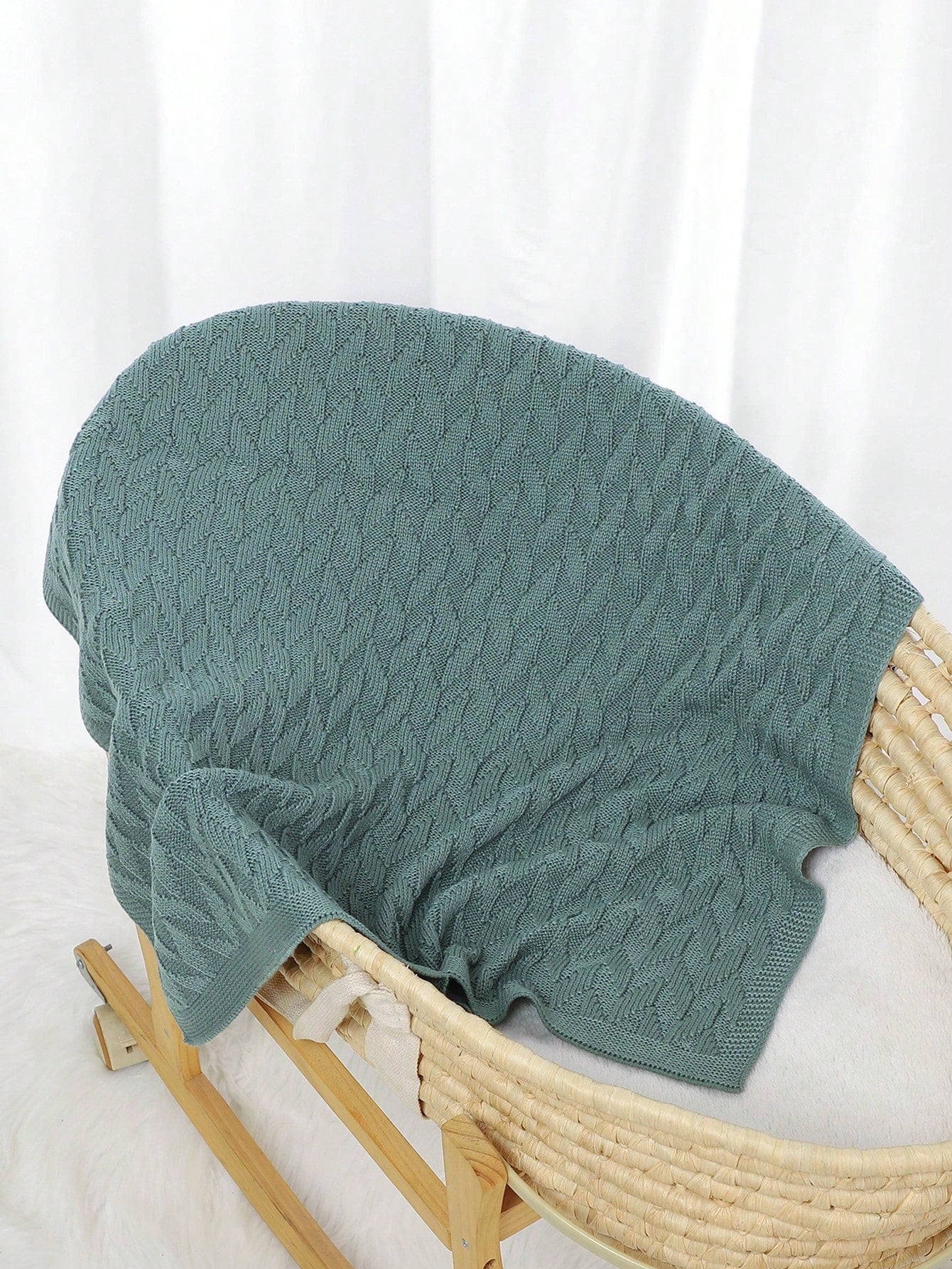 1pc Soft & Comfy Casual Minimalist Knitted Blanket For Baby Stroller, Nursery, All Season Use