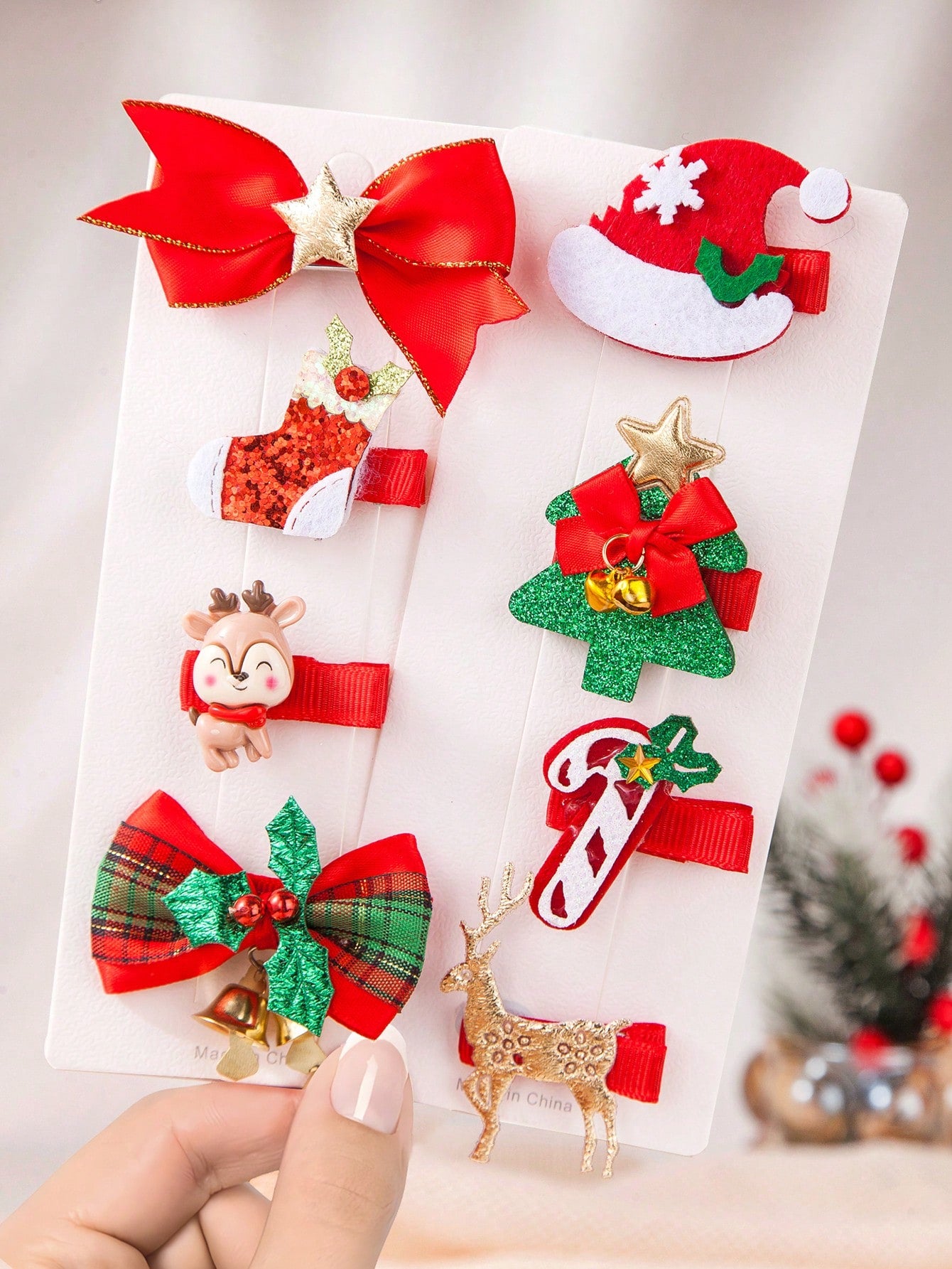 8PCS Christmas Carnival Dressed In Red Hair Clip Set, Cute Cartoon Bow Santa Claus Elk Christmas Snowflake Bell Alligator Hair Clip Side Bangs Clip, For Girls And Ladies Christmas Party Use