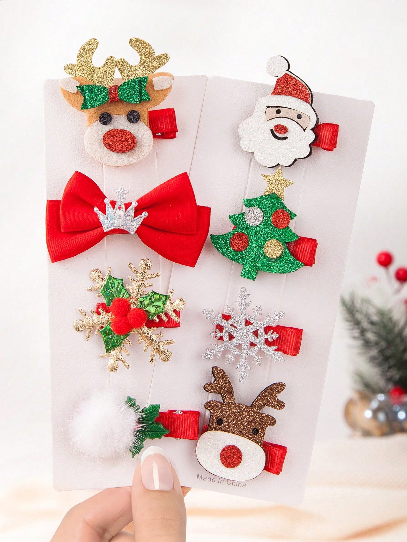 8PCS Christmas Carnival Dressed In Red Hair Clip Set, Cute Cartoon Bow Santa Claus Elk Christmas Snowflake Bell Alligator Hair Clip Side Bangs Clip, For Girls And Ladies Christmas Party Use