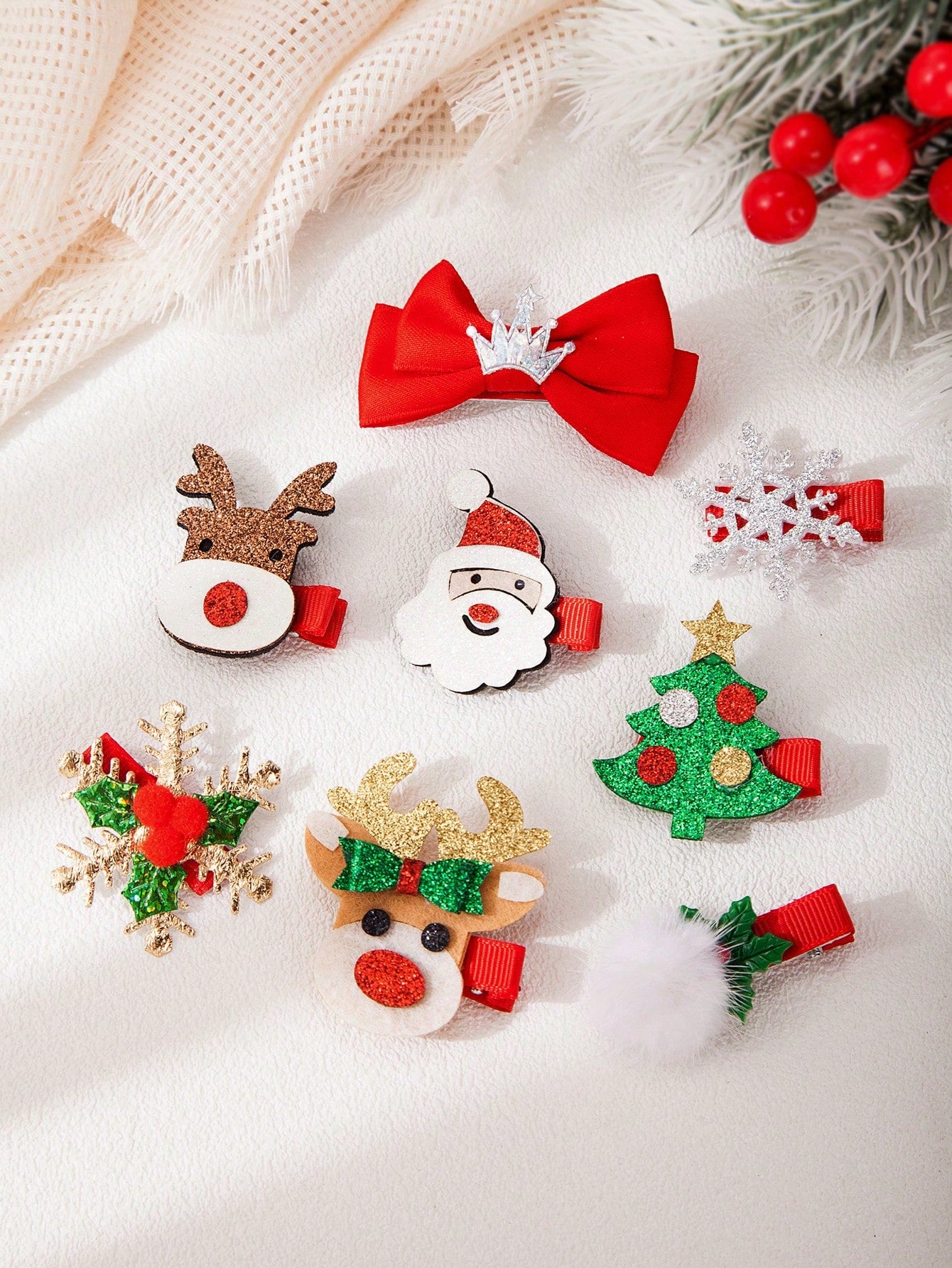 8PCS Christmas Carnival Dressed In Red Hair Clip Set, Cute Cartoon Bow Santa Claus Elk Christmas Snowflake Bell Alligator Hair Clip Side Bangs Clip, For Girls And Ladies Christmas Party Use