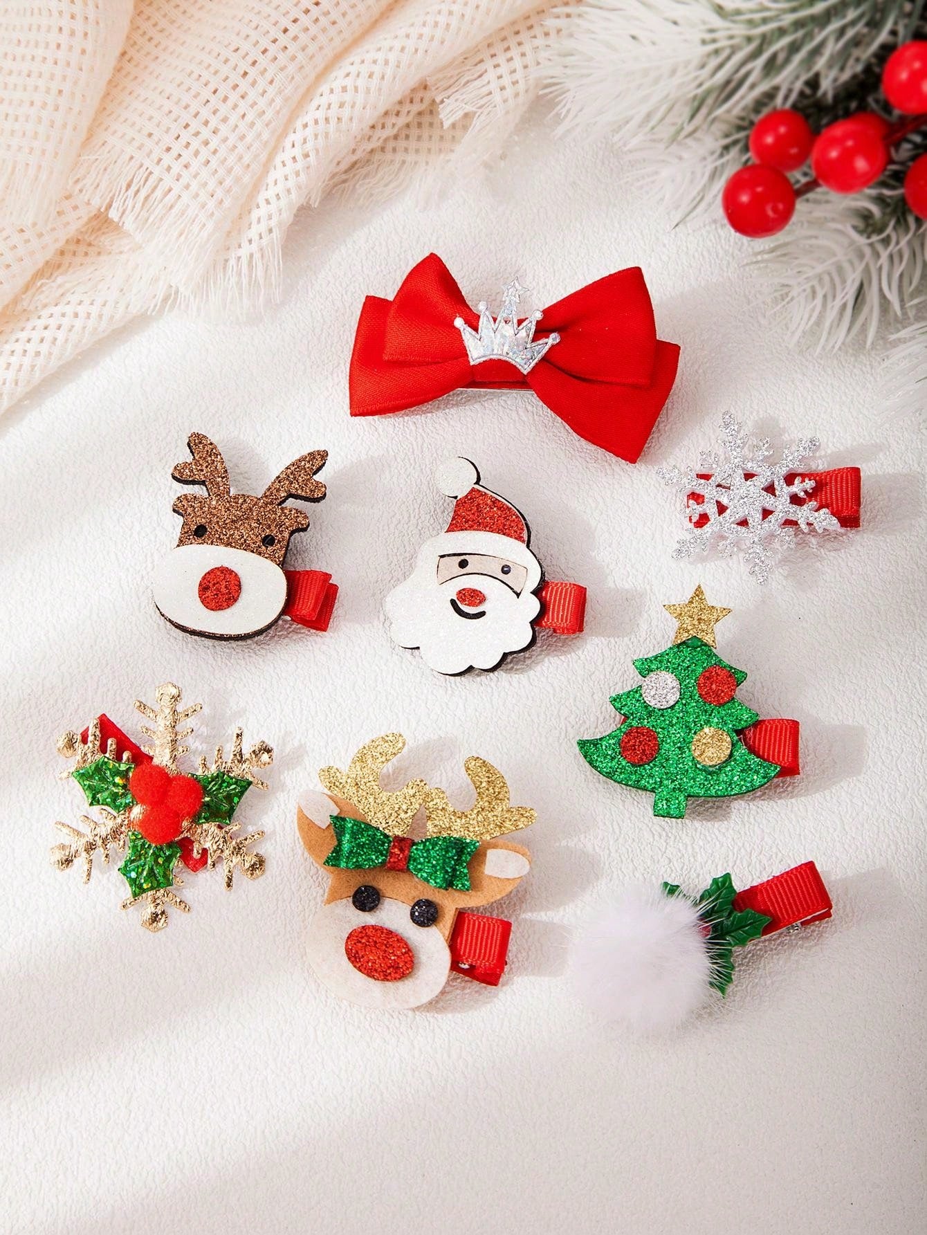 8PCS Christmas Carnival Dressed In Red Hair Clip Set, Cute Cartoon Bow Santa Claus Elk Christmas Snowflake Bell Alligator Hair Clip Side Bangs Clip, For Girls And Ladies Christmas Party Use