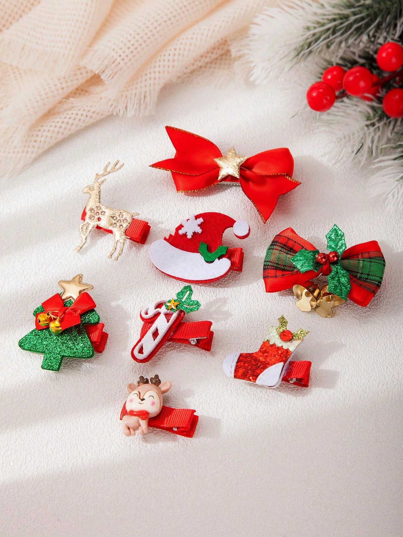 8PCS Christmas Carnival Dressed In Red Hair Clip Set, Cute Cartoon Bow Santa Claus Elk Christmas Snowflake Bell Alligator Hair Clip Side Bangs Clip, For Girls And Ladies Christmas Party Use