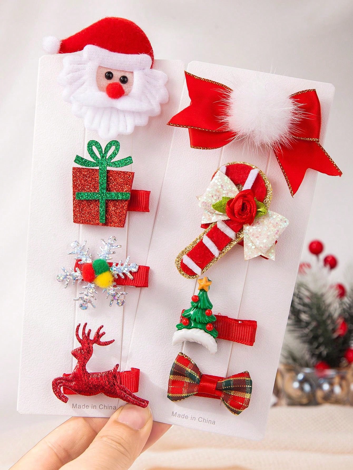 8PCS Christmas Carnival Dressed In Red Hair Clip Set, Cute Cartoon Bow Santa Claus Elk Christmas Snowflake Bell Alligator Hair Clip Side Bangs Clip, For Girls And Ladies Christmas Party Use