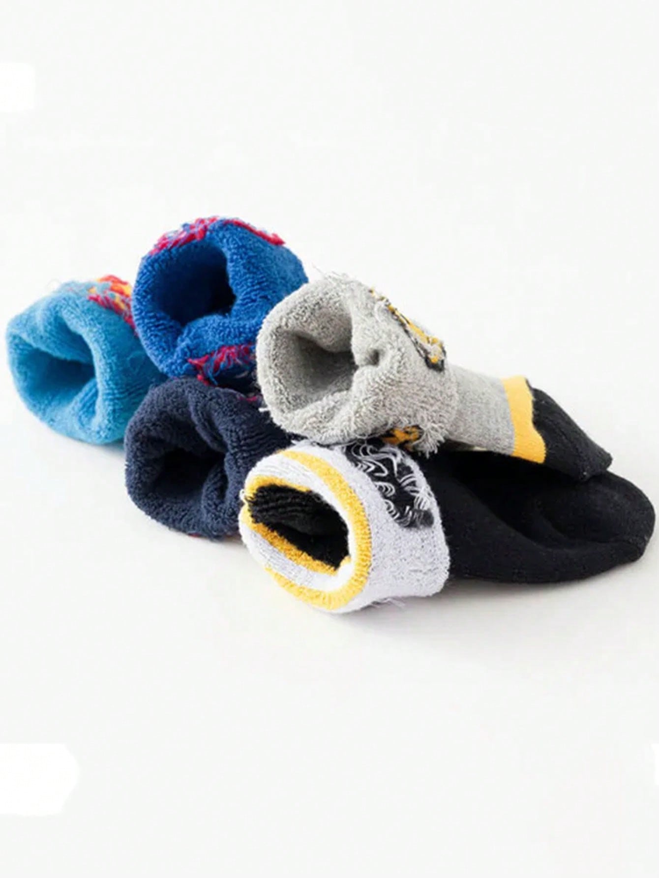 Disney 5 Pairs Kids Socks Super Hero Thick Warm Towel Socks, Girls Mid-Calf Socks, Boys Cartoon Winter Socks, Breathable Baby/Student Socks