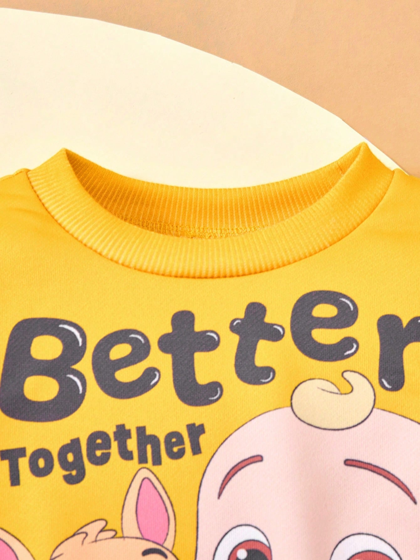 CoComelon X 2pcs Baby Boy Cute Cartoon Boy And Dog Graphic Yellow Sweatshirt & Grey Funny Print Pants Set, Casual For Autumn/Winter