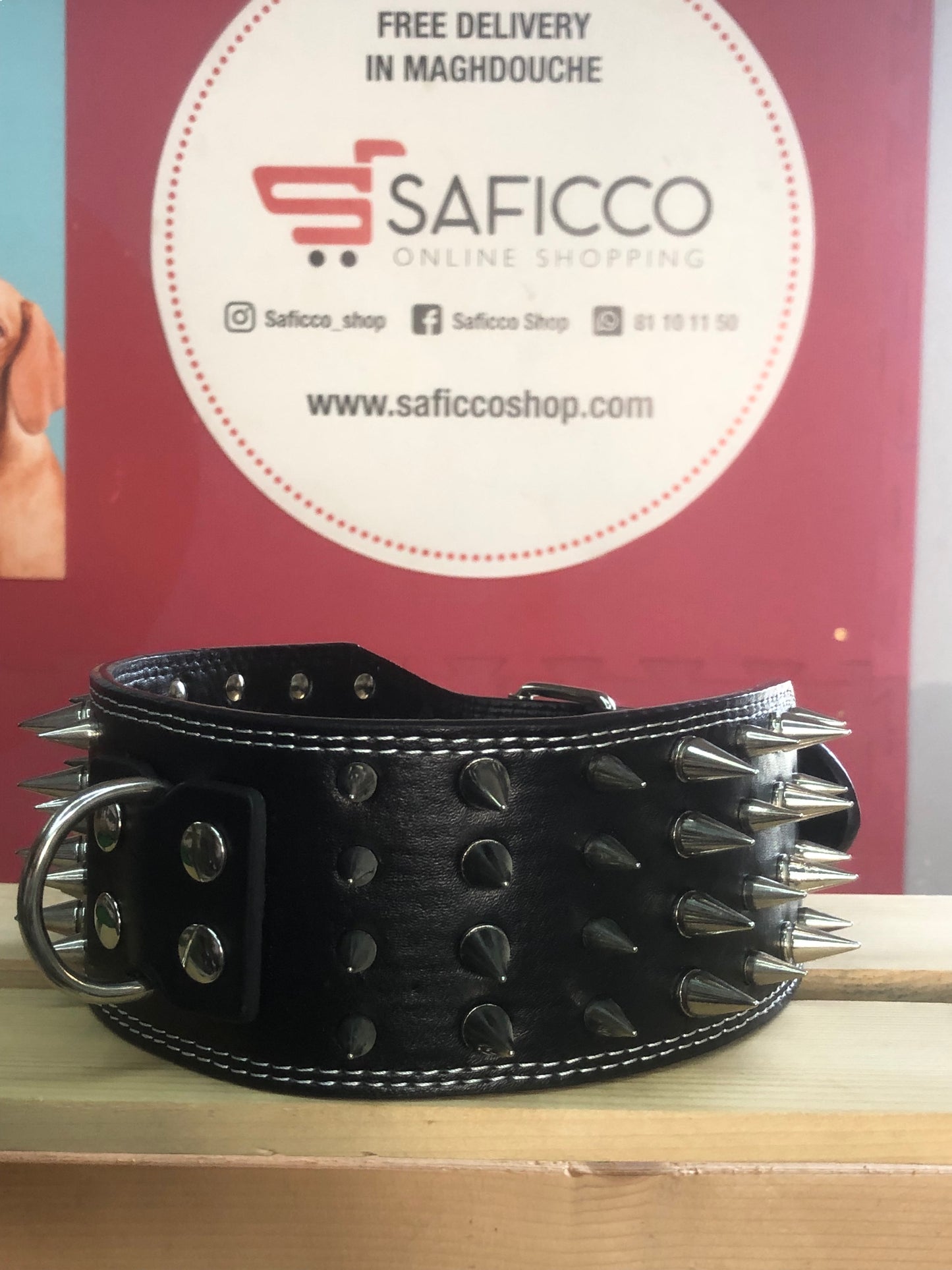 Collar for dogs