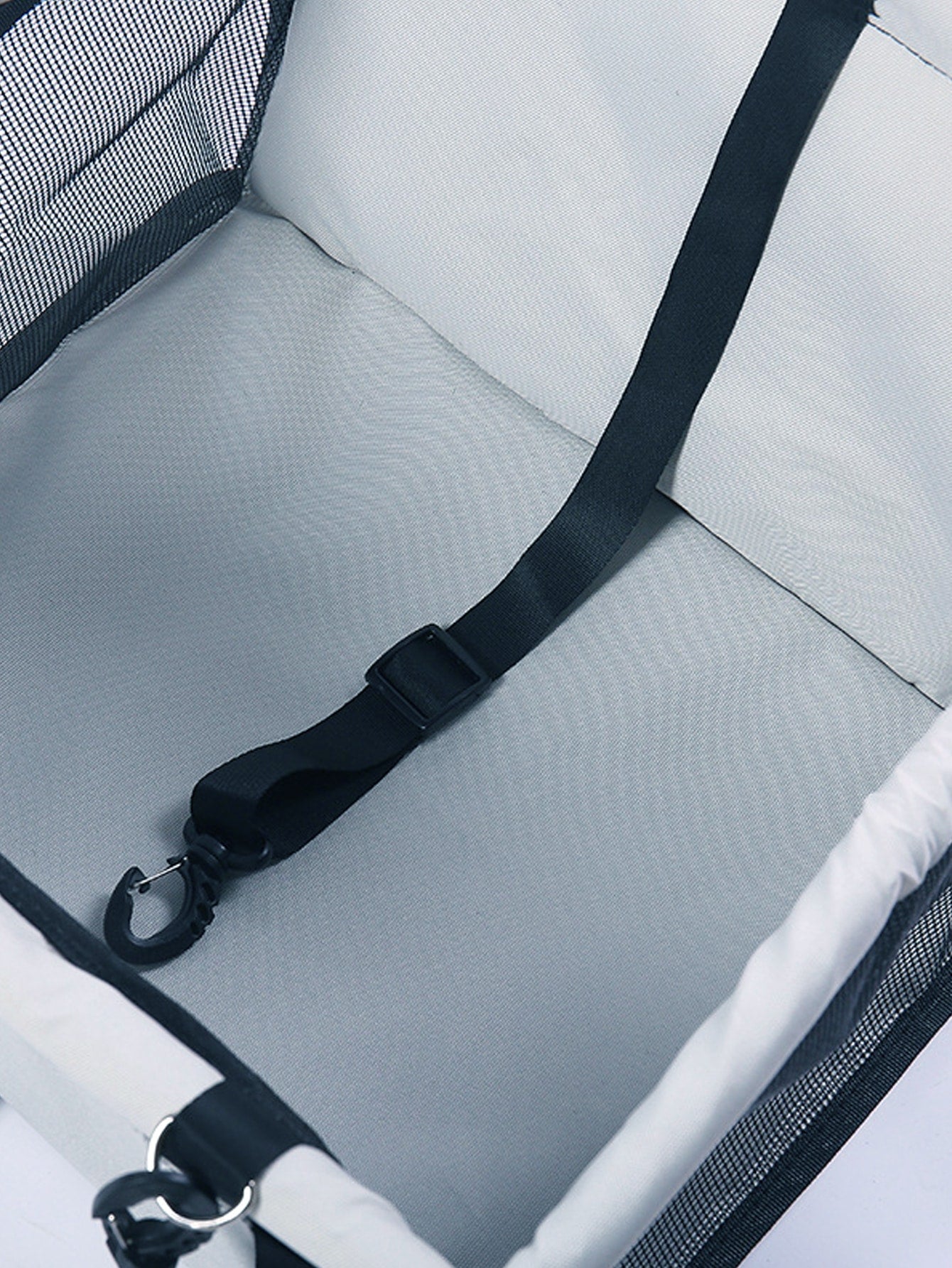 1pc Contrast Mesh Car Seat Dog Carrier Basket