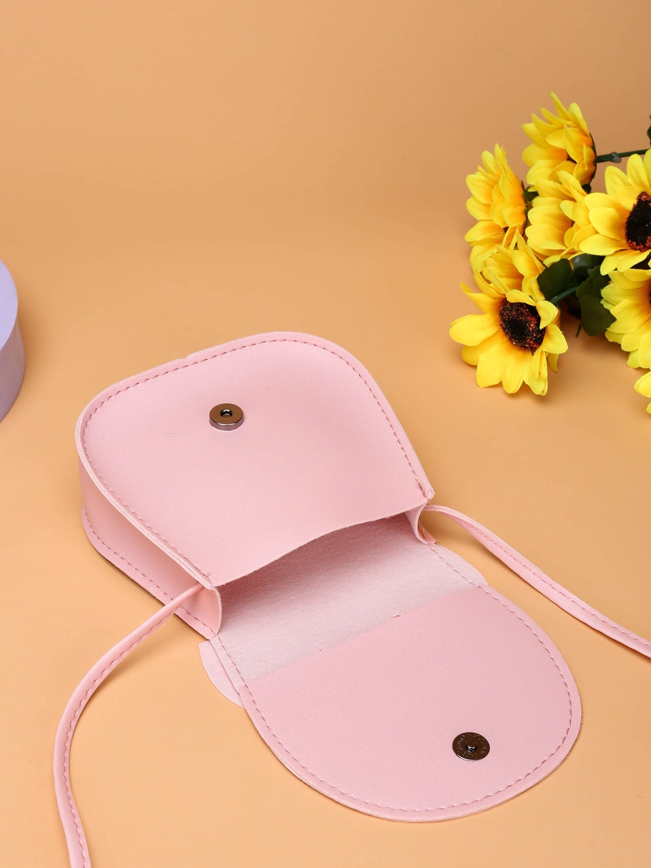 Girls Cartoon Cat Graphic Flap Saddle Bag