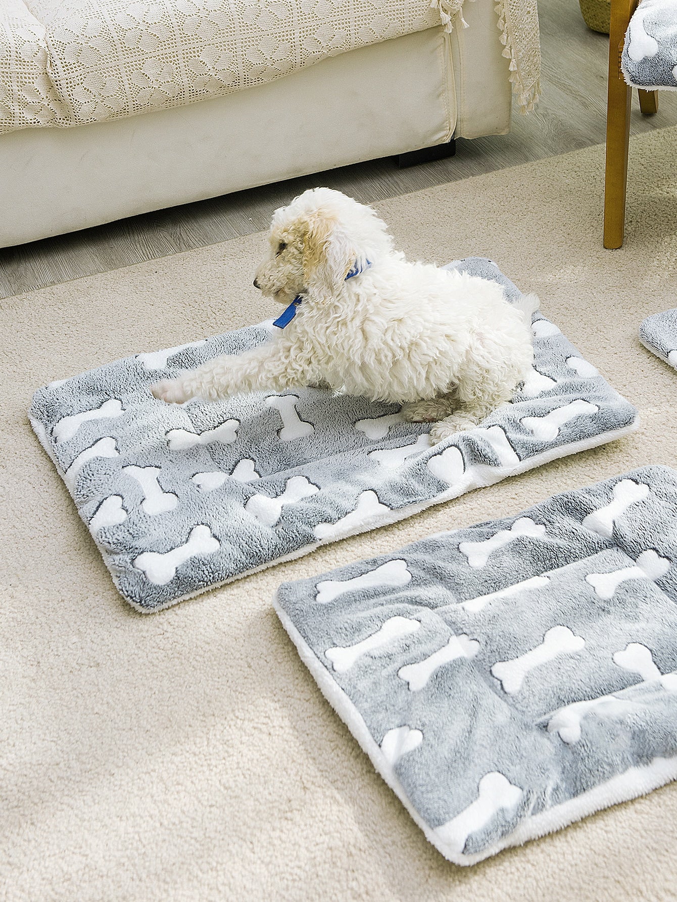 Bone Pattern Pet Crate Mat Pet Bed Mat Thickened Cat And Dog Sleeping Pad Warm Double sided Blanket Kennel
