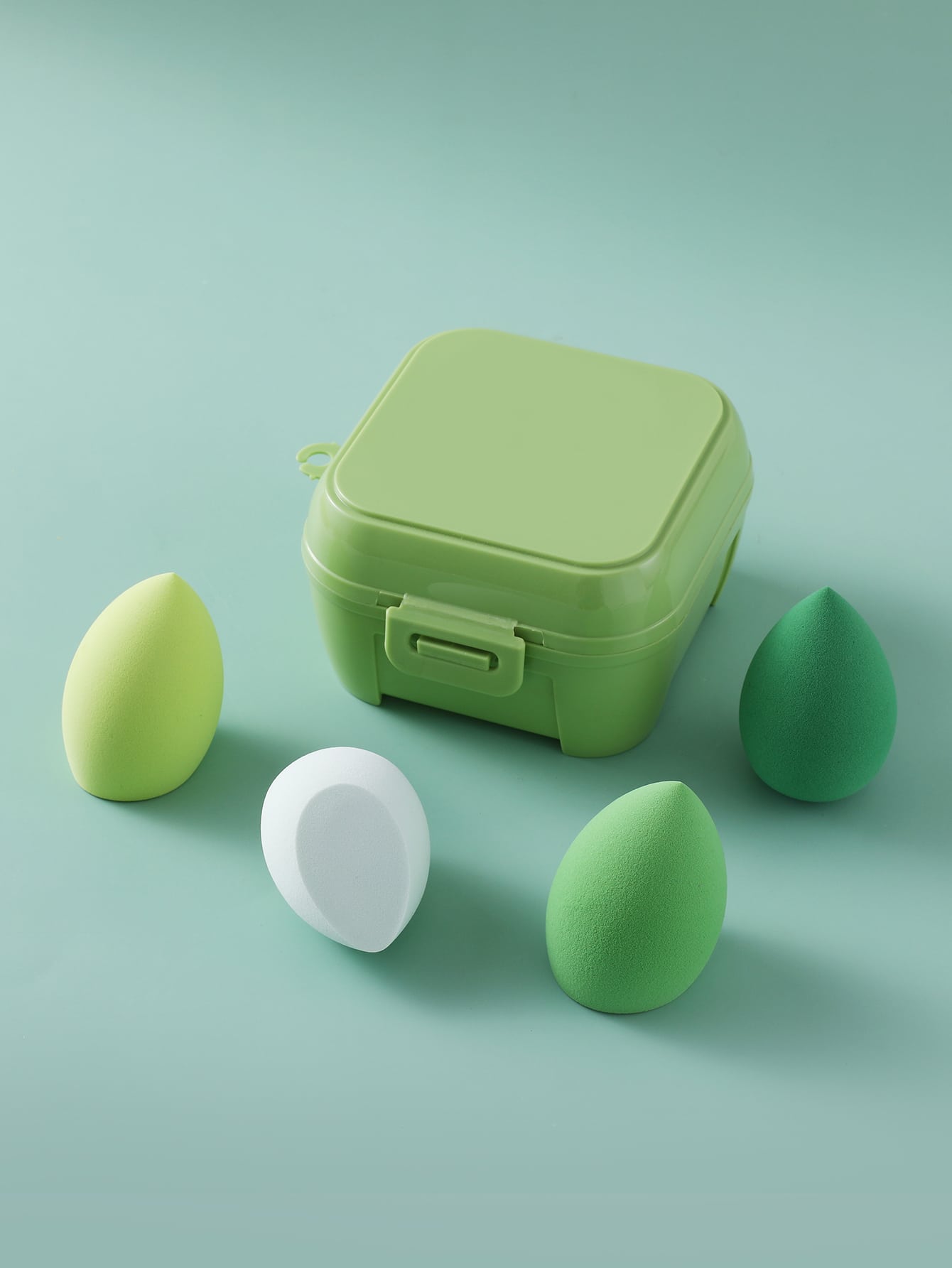 4pcs Makeup Sponge 1pc Storage Box