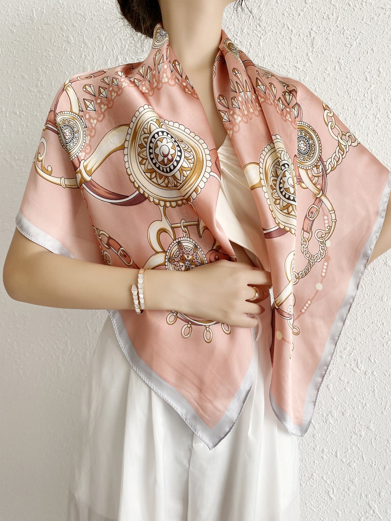 Chain Print Bandana