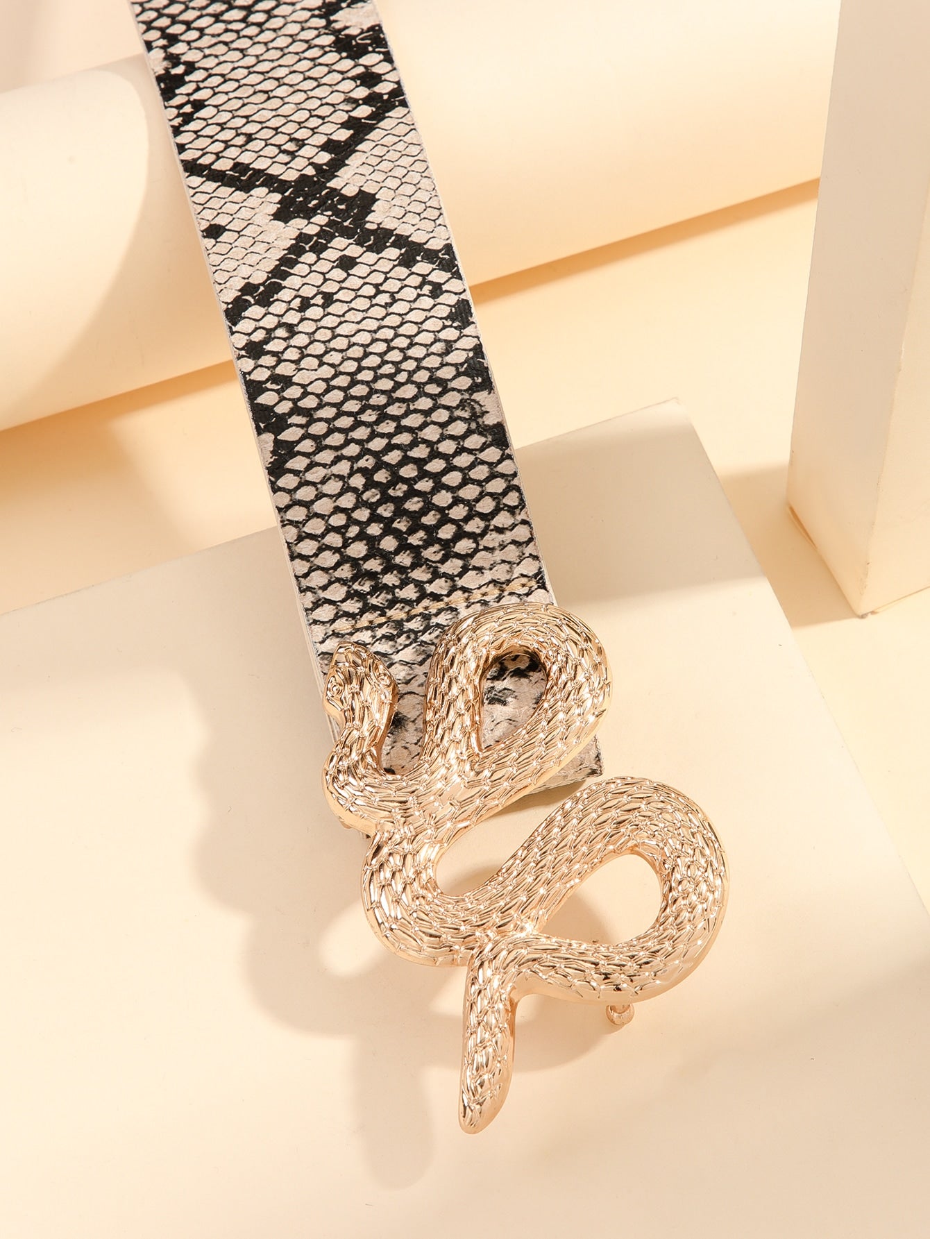 Snakeskin Pattern Serpentine Buckle Belt