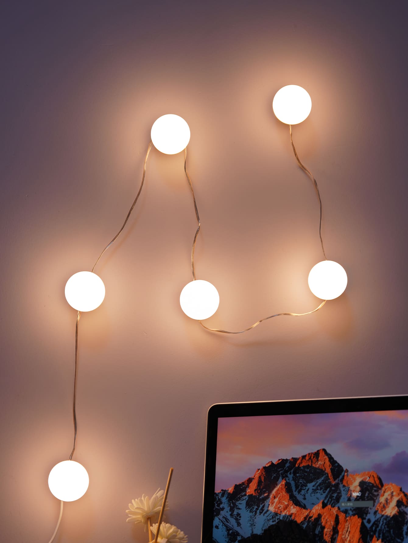 BASIC LIVING 6 LED Light Bulbs Vanity Mirror String Light
