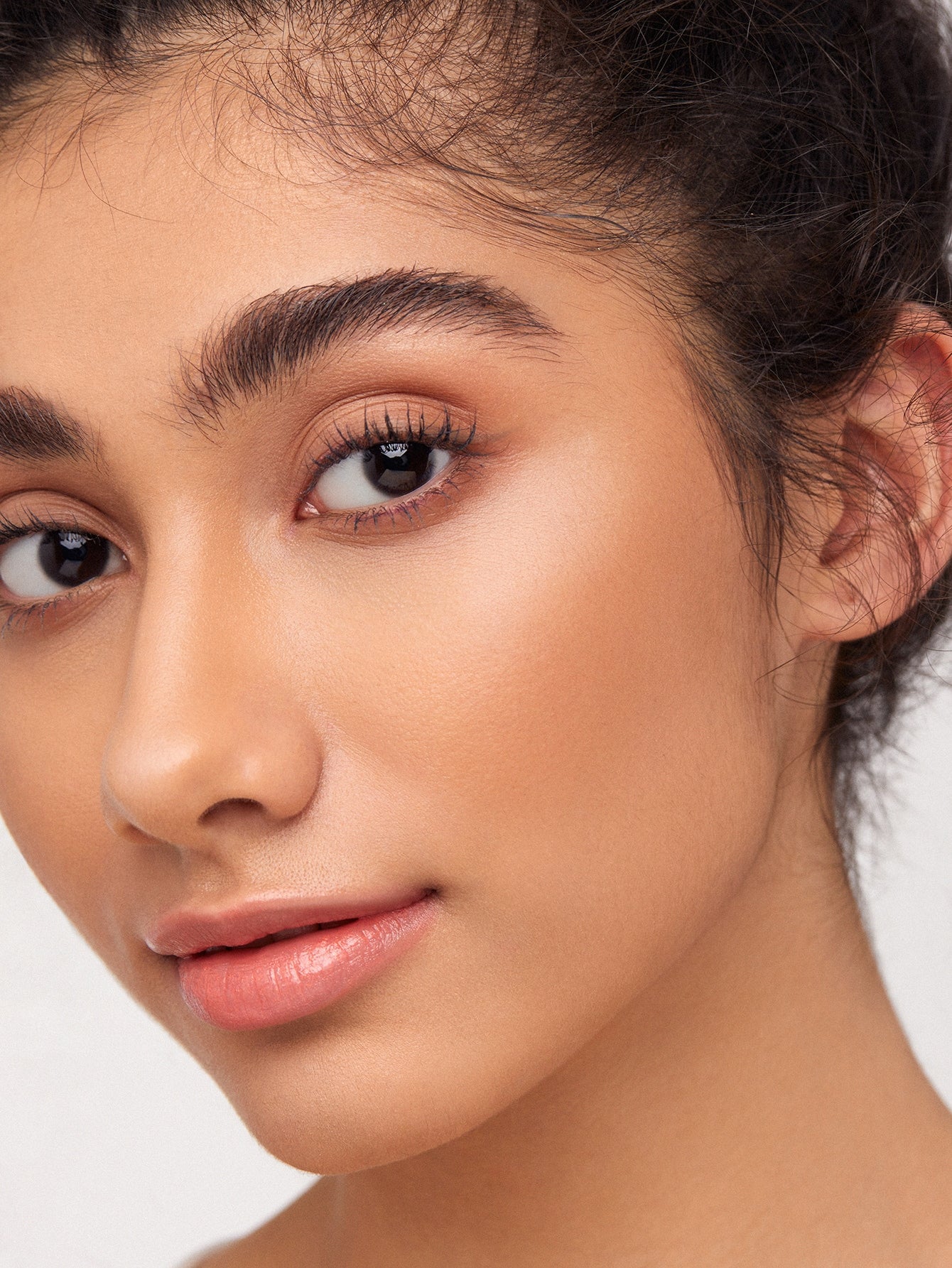 SHEGLAM Color Sculpt Stick Pearl Sand