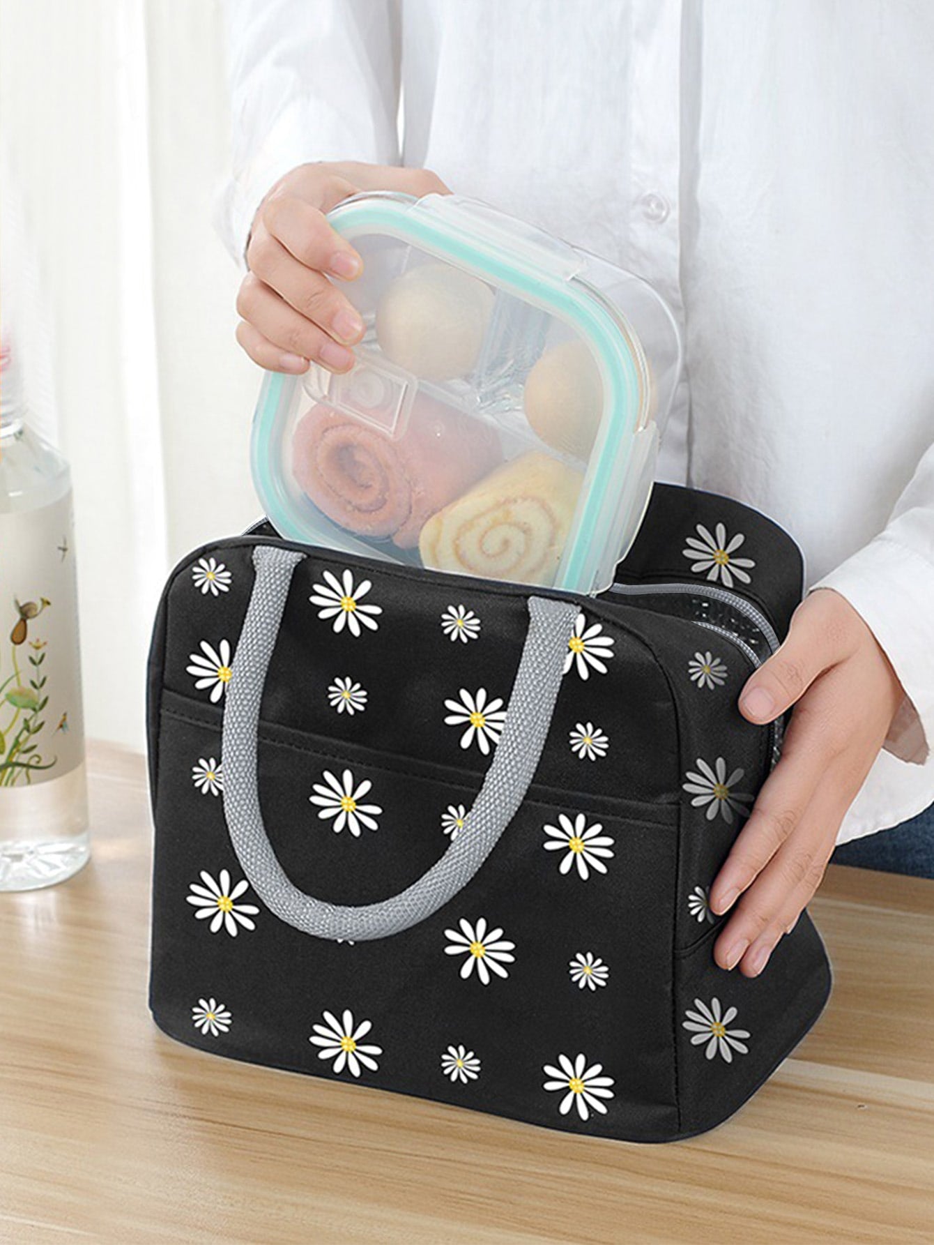 Daisy Print Lunch Bag