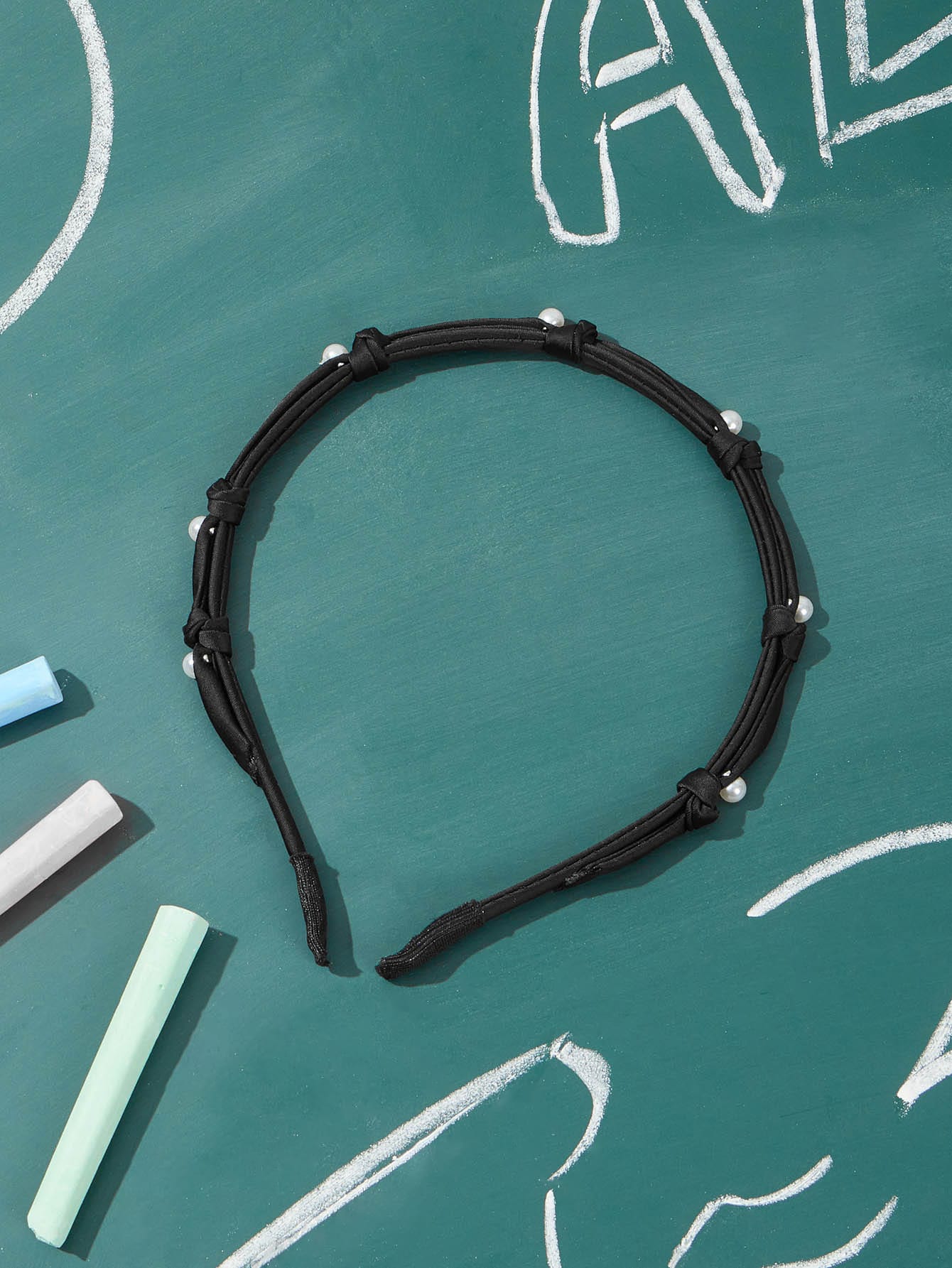 ROMWE Sweetness Retro Faux Pearl Decor Headband