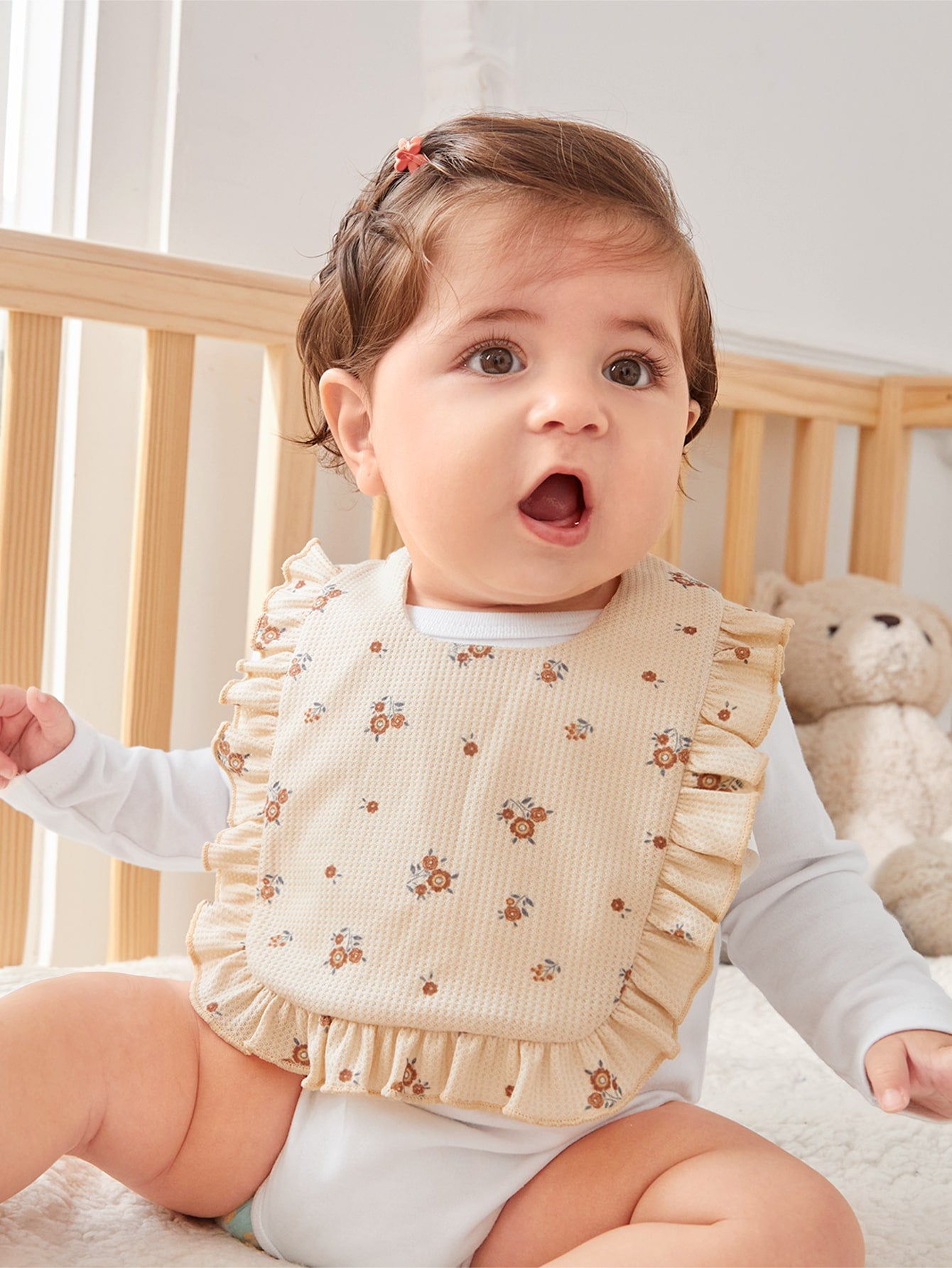 1pc Baby Flower Pattern Bib