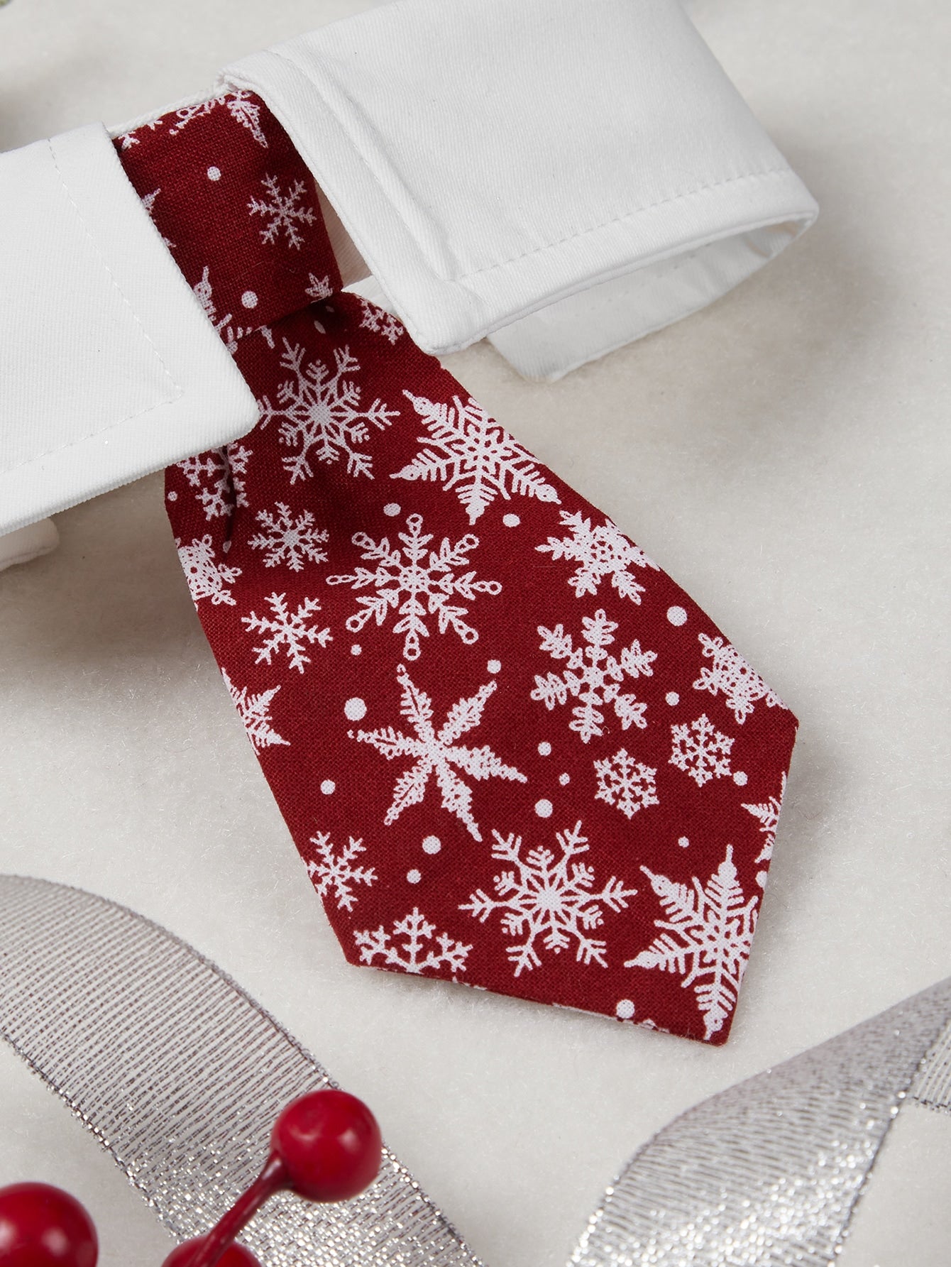 Snowflake Pattern Pet Tie