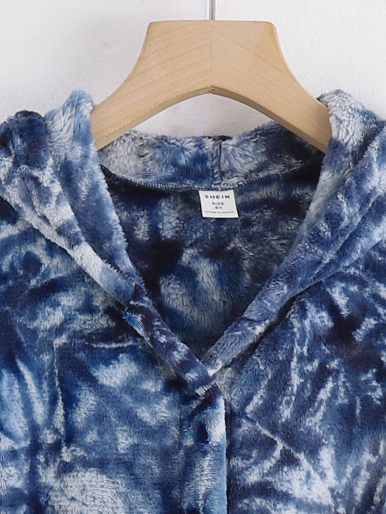 Boys Tie Dye Dual Pocket Hooded Belted Flannel Sleep Robe