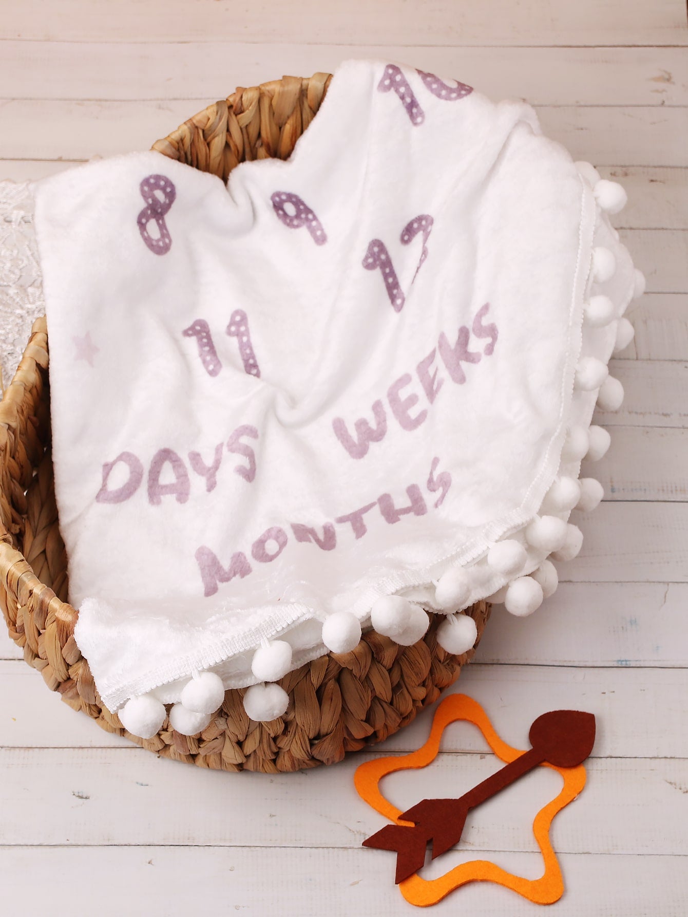 Newborn Photography Cartoon Graphic Pompom Trim Blanket With 2pcs Accessories