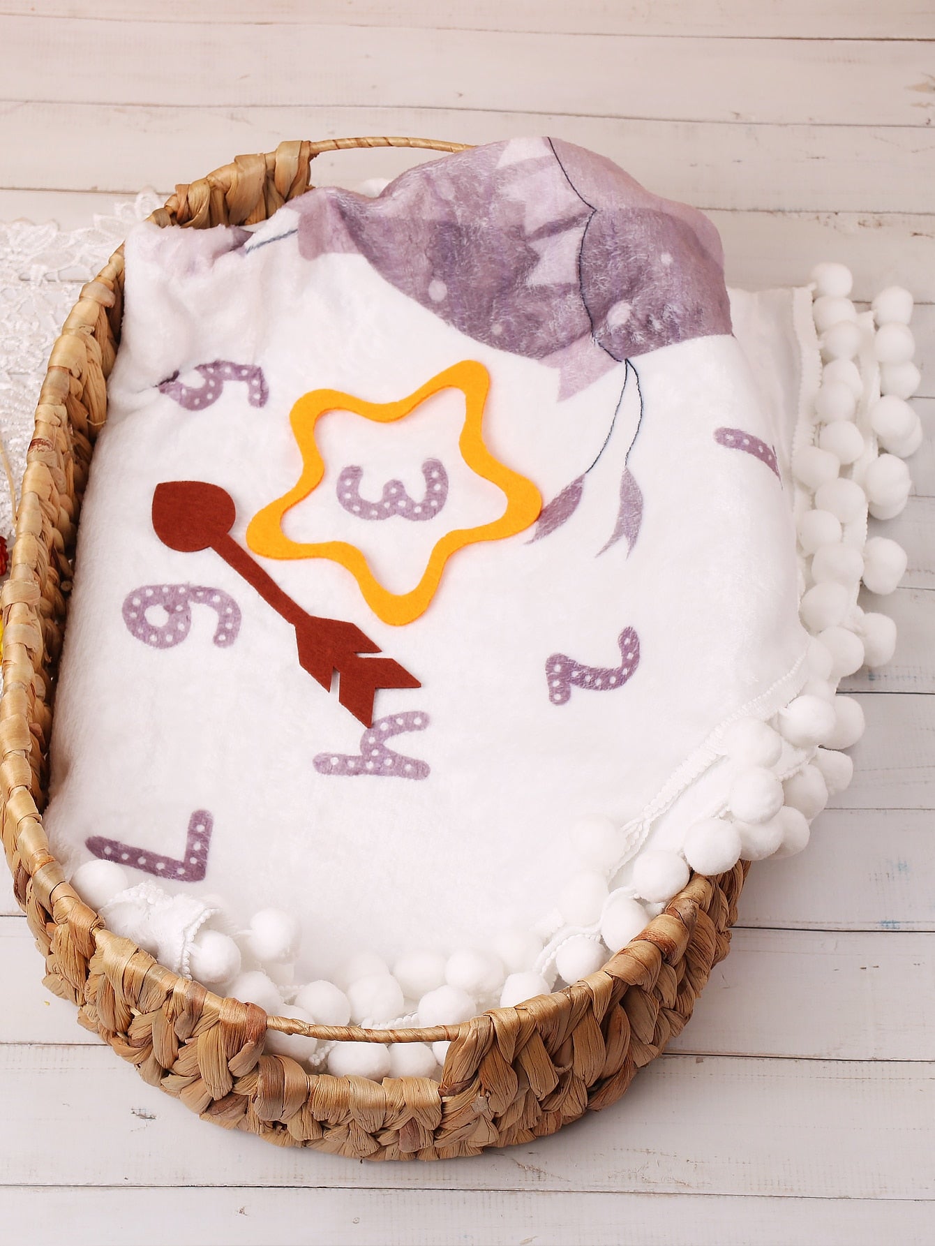 Newborn Photography Cartoon Graphic Pompom Trim Blanket With 2pcs Accessories