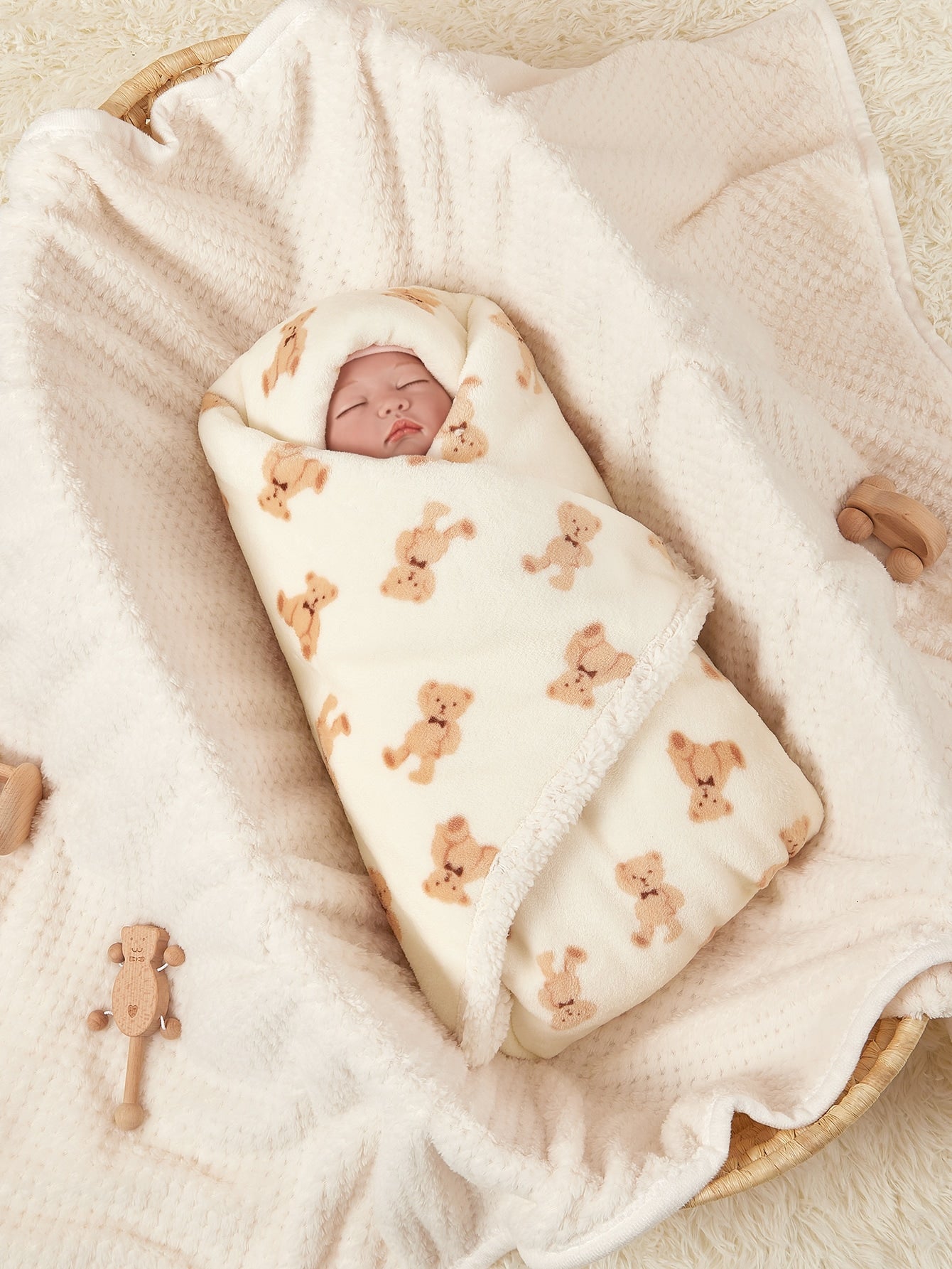 1pc Baby Bear Pattern Plush Swaddling Blanket