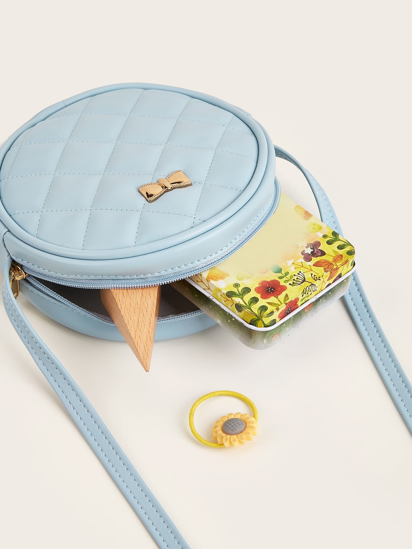Girls Quilted Bow Decor Circle Bag