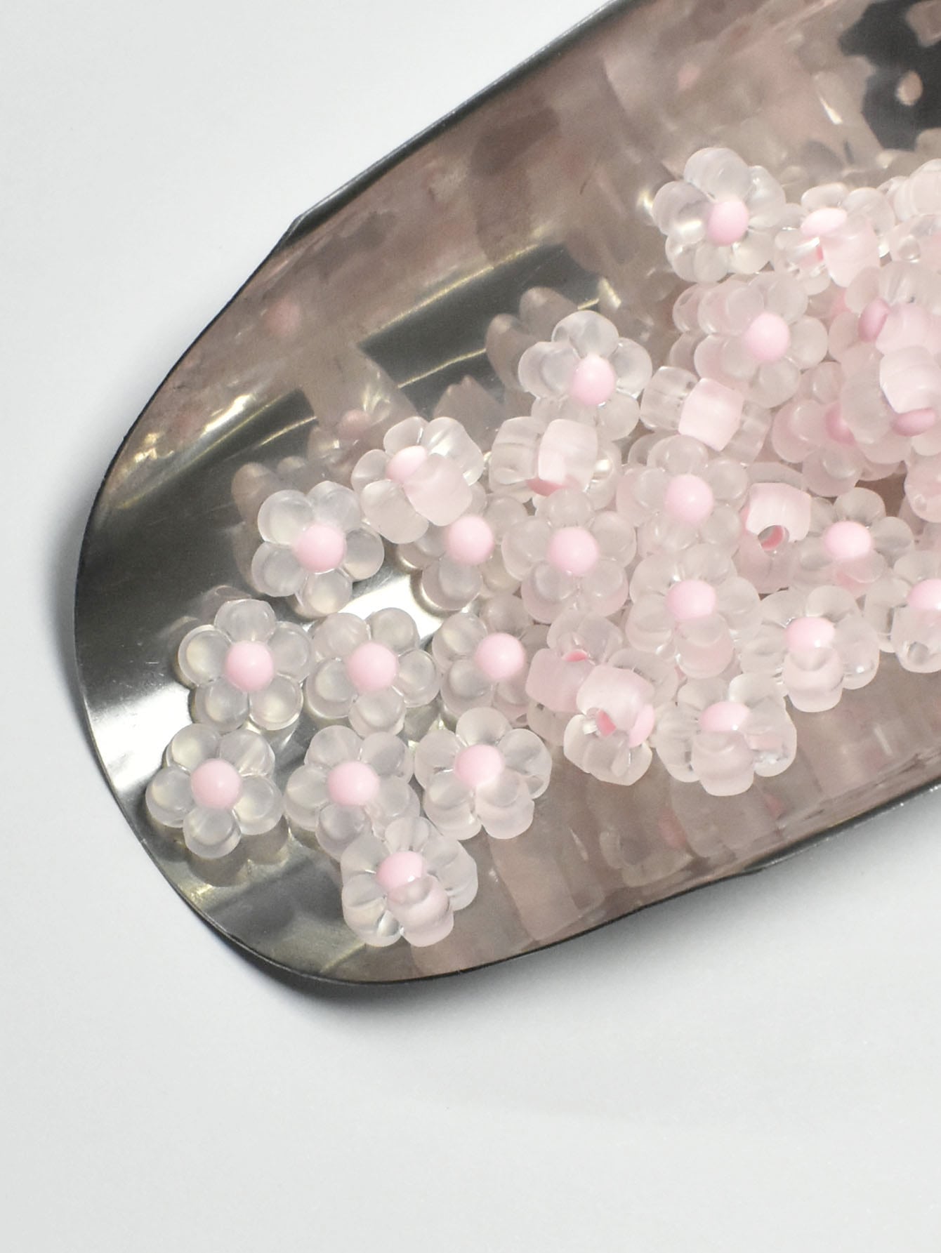 1box Heart Shaped DIY Bead 1box Elastic String