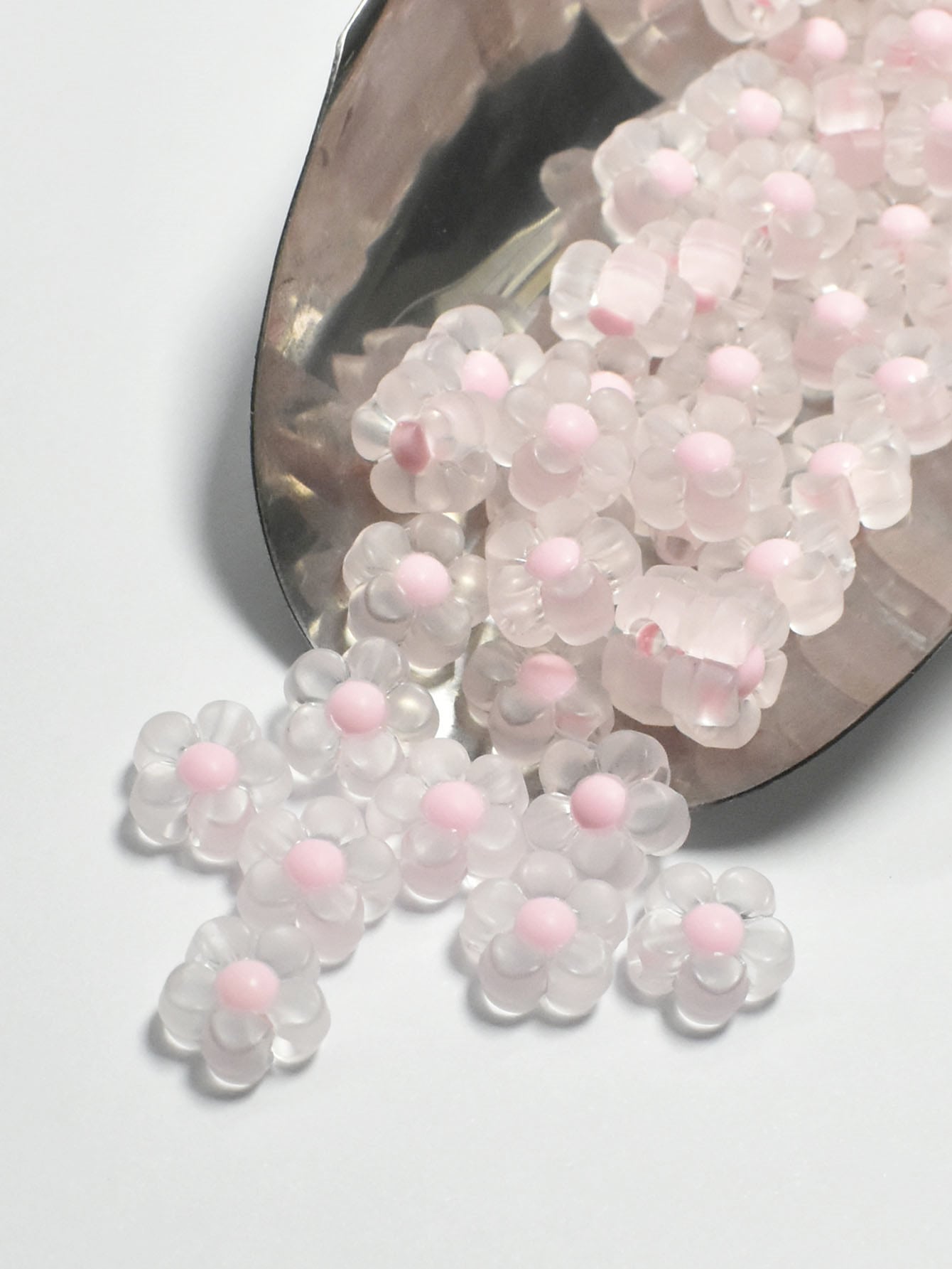 1box Heart Shaped DIY Bead 1box Elastic String