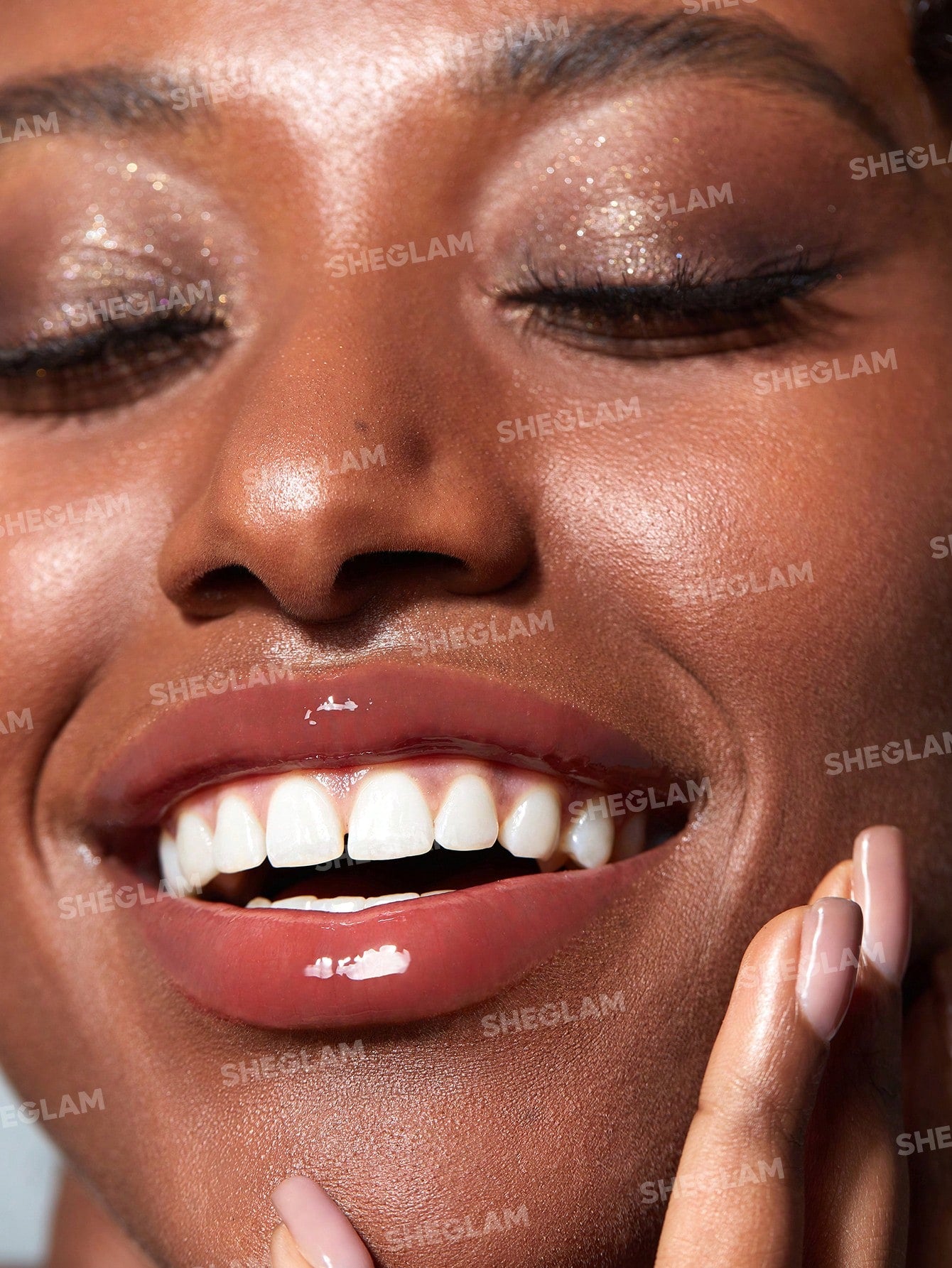 SHEGLAM Pout-Perfect Shine Lip Plumper-Sepia Kiss Moisturizing Plumping Solid Lip Gloss Non-Stick Nourishing Lip Plumping Serum Coconut Oil Lipstick Lip Cosmetics