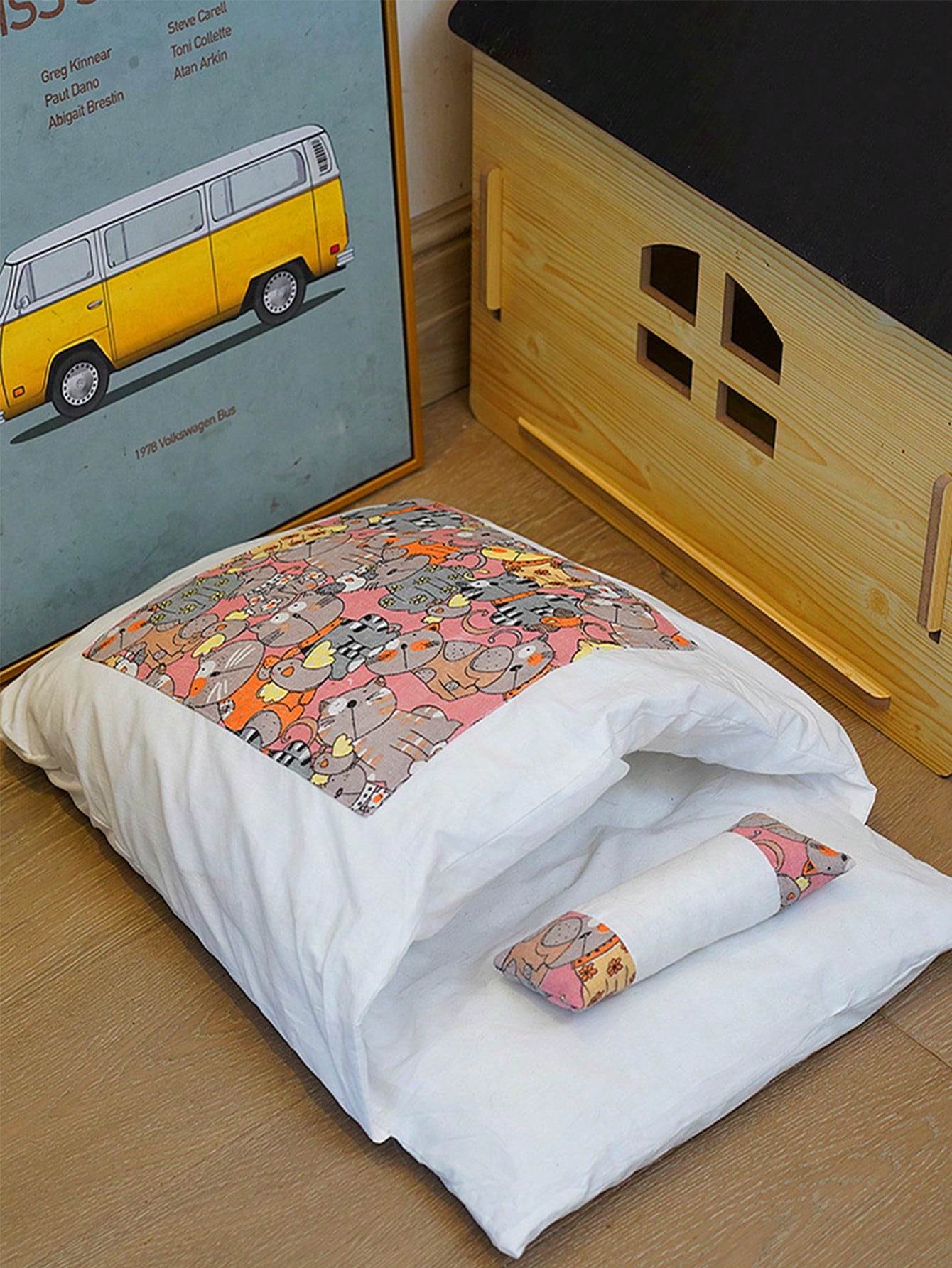 1pc Cat Sleeping Bag Pet House, Half-closed Design, Winter, Suitable For Cats And Dogs Of Various Sizes, Removable And Washable