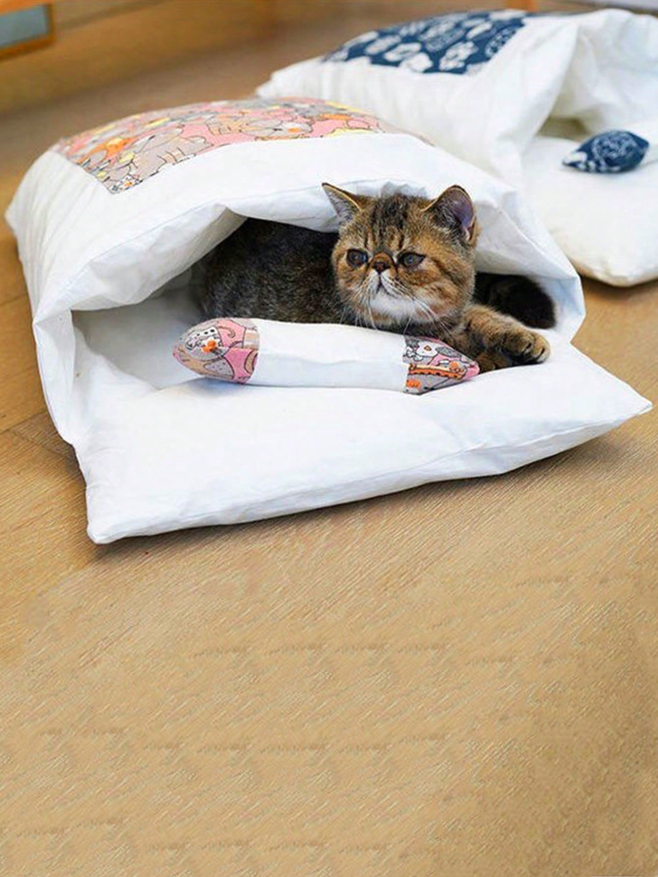 1pc Cat Sleeping Bag Pet House, Half-closed Design, Winter, Suitable For Cats And Dogs Of Various Sizes, Removable And Washable