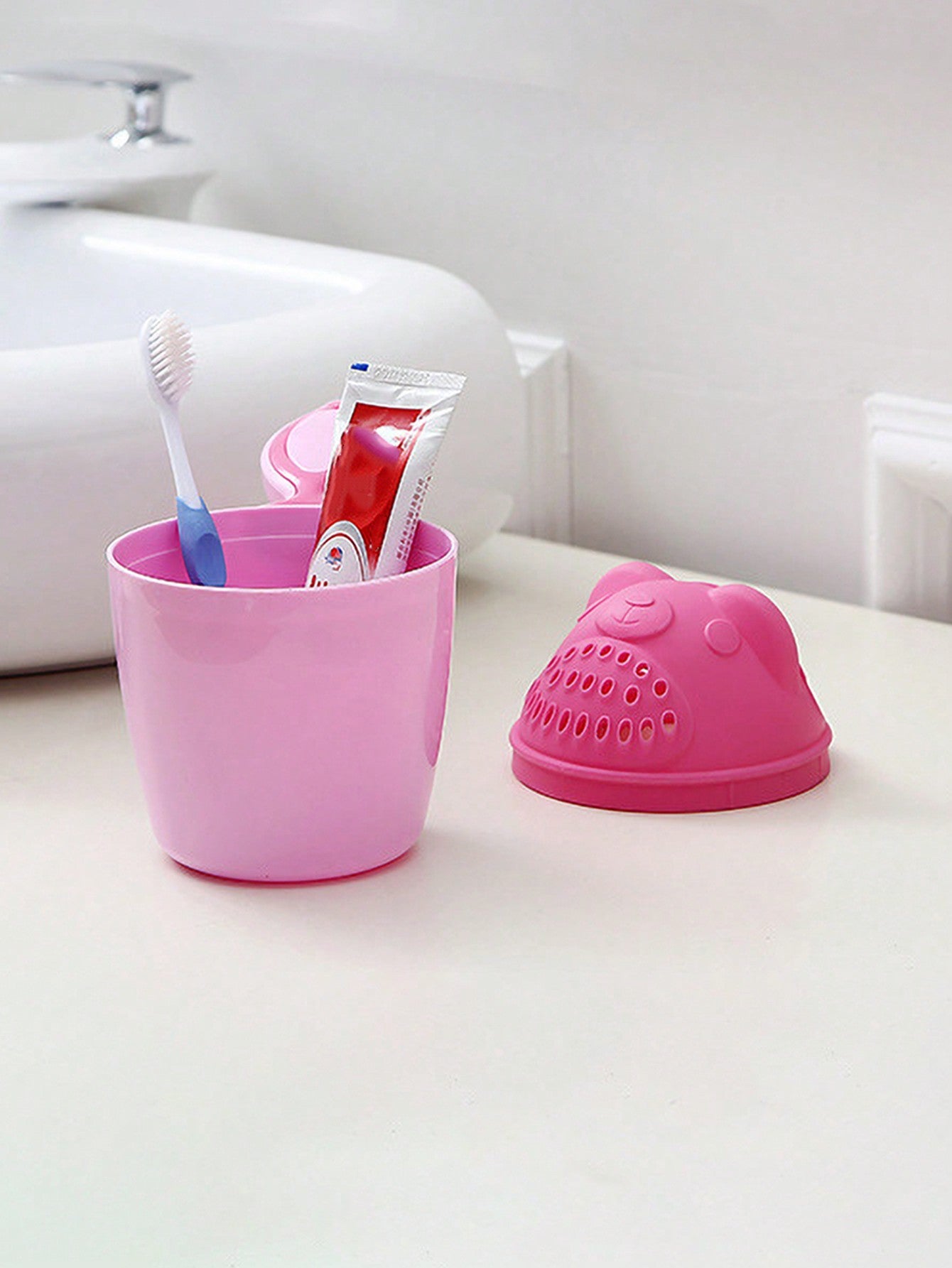 1pc Cartoon Bear Shaped Baby Shower Cup Shampoo Rinser