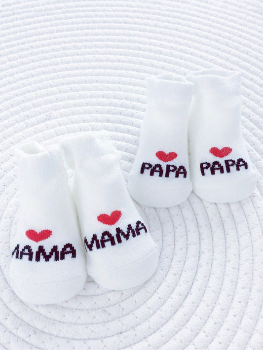 2Pairs Newborn Baby Girls Boys White Socks Pack Cute Love MAMA PAPA Little One Bebe Crew Socks Gift Toddler Letter Casual Daily Life Socks Pack Design Accessories 0-6M