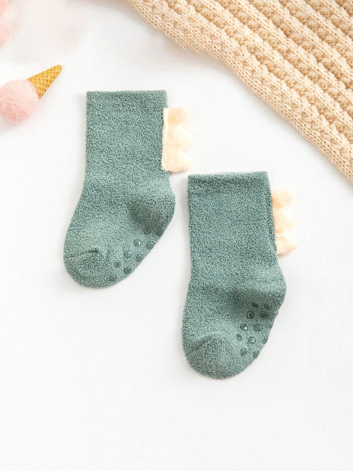 1 Pair Warm Thick Anti-Slip Cute Dinosaur Print Baby Socks, Suitable For Boys And Girls