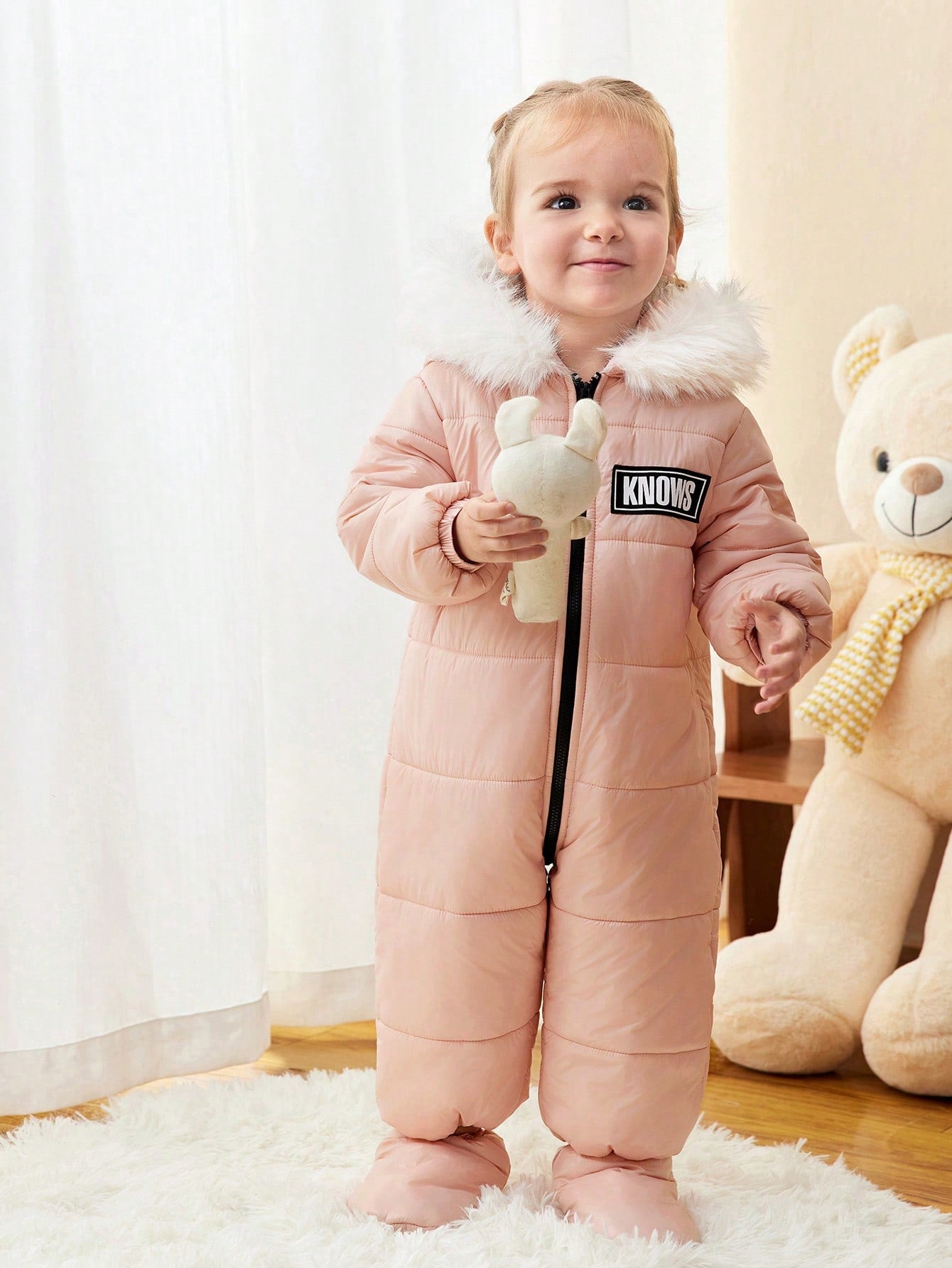 Newborn Baby Girl Hooded Romper, Pink Long Sleeve Fleece-Lined Romper With Letter Print, Suitable For Outdoor, Skiing And Other Occasions