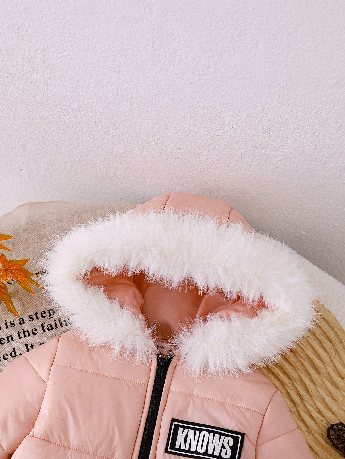 Newborn Baby Girl Hooded Romper, Pink Long Sleeve Fleece-Lined Romper With Letter Print, Suitable For Outdoor, Skiing And Other Occasions