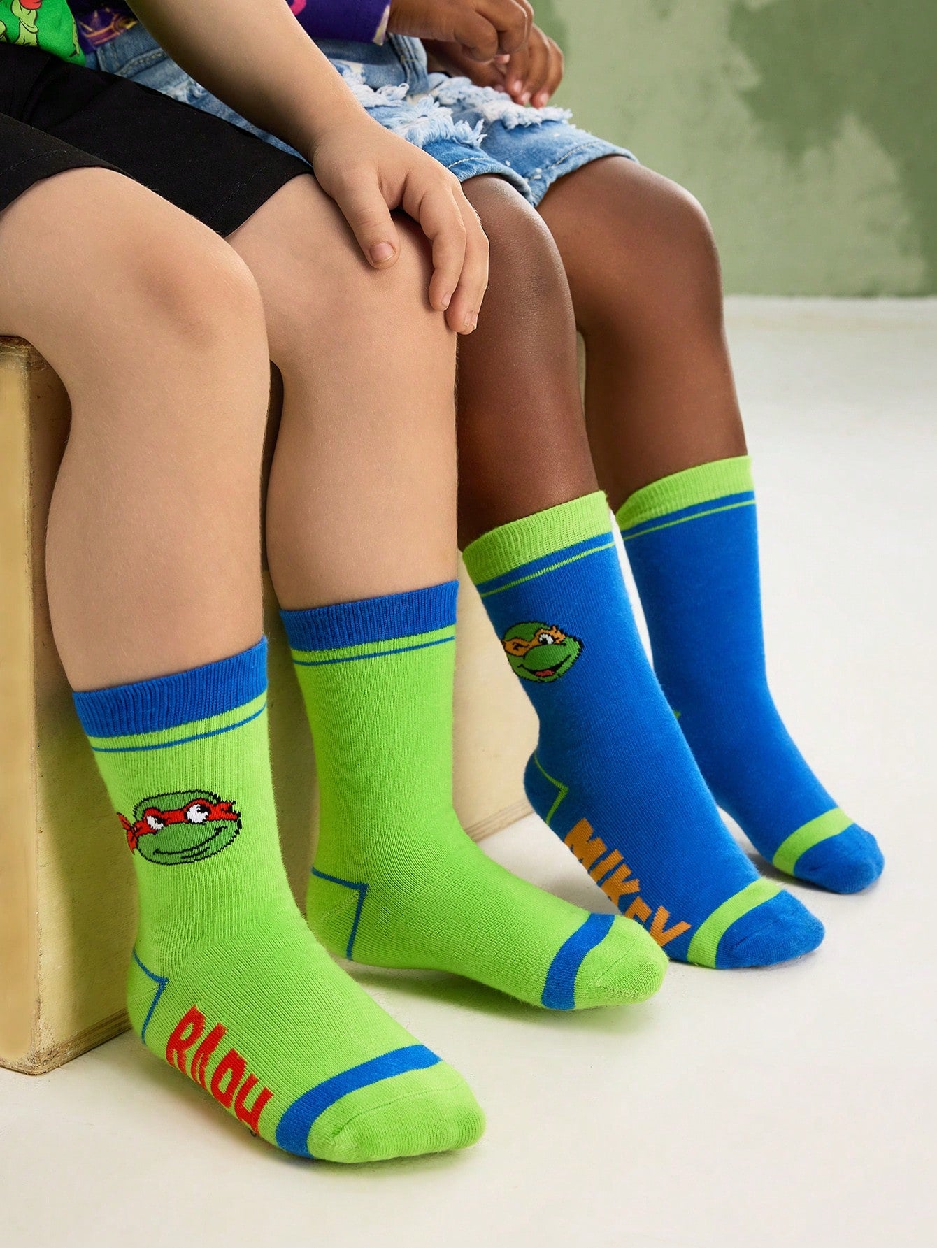 CoComelon X  2pairs Kids Cartoon Dinosaur & Puzzle Pattern Color Block Long Socks