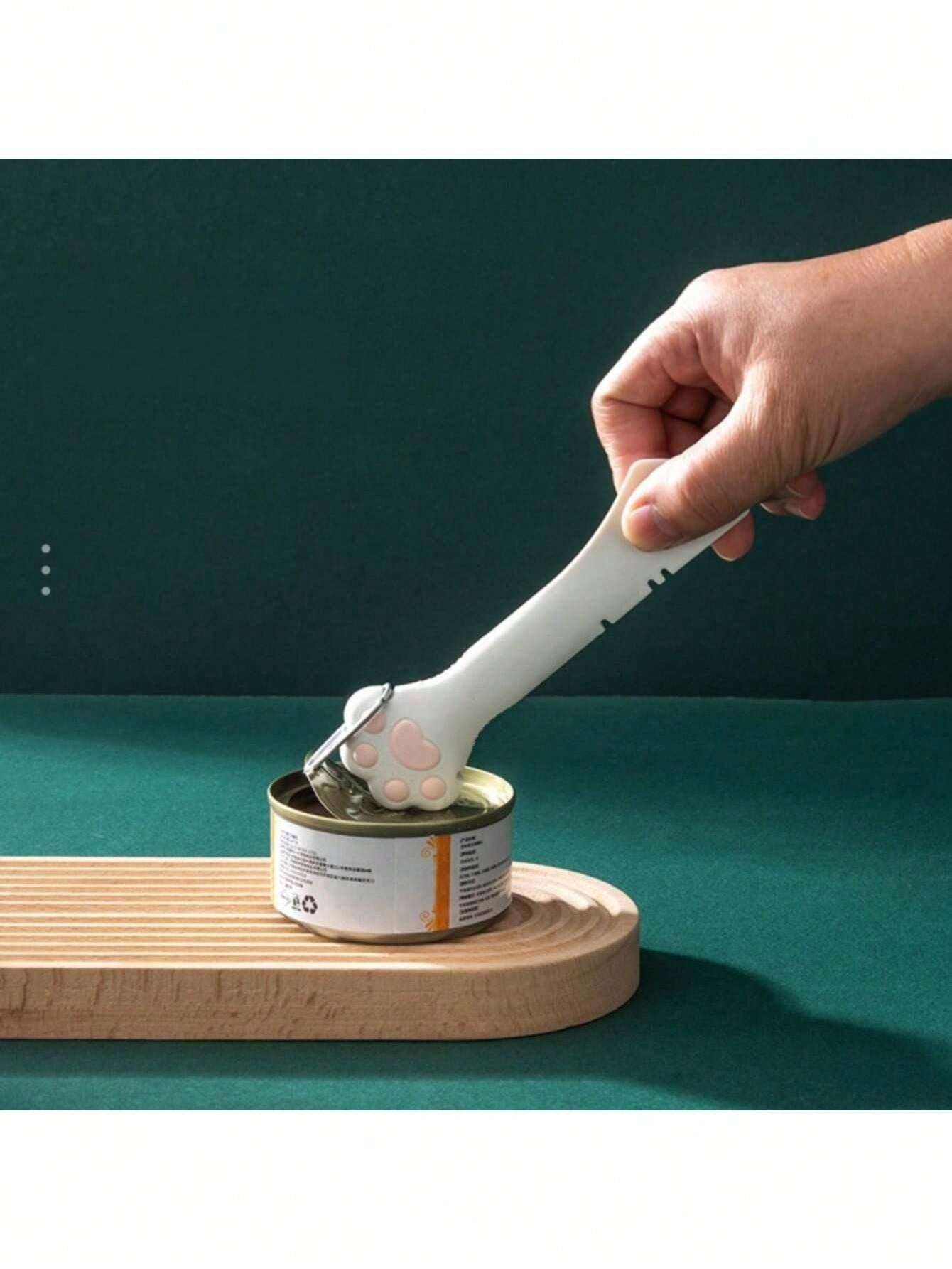 High Quality Pet Silicone Can Lid & Multi-Function Feeding Spoon Set – Universal Fit, Leak-Proof, Easy To Clean, Odor-Resistant, And Includes Can Opener Feature