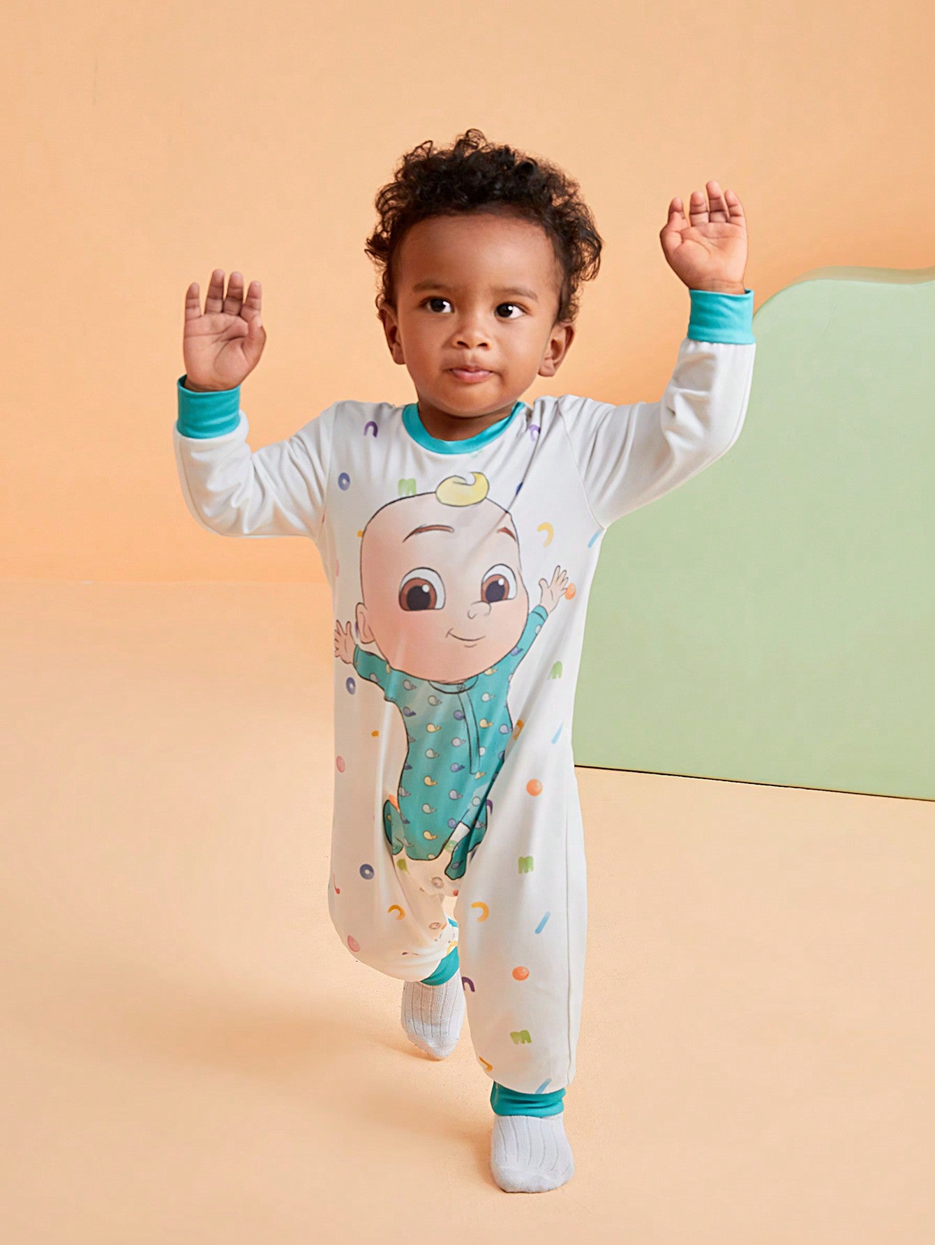 CoComelon X  2pcs Baby Boy Cartoon Print Knitted Round Neck Jumpsuit , Autumn/Winter