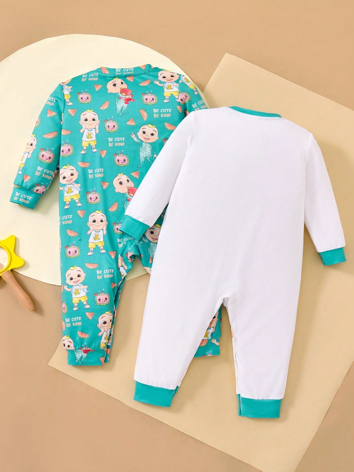 CoComelon X  2pcs Baby Boy Cartoon Print Knitted Round Neck Jumpsuit , Autumn/Winter