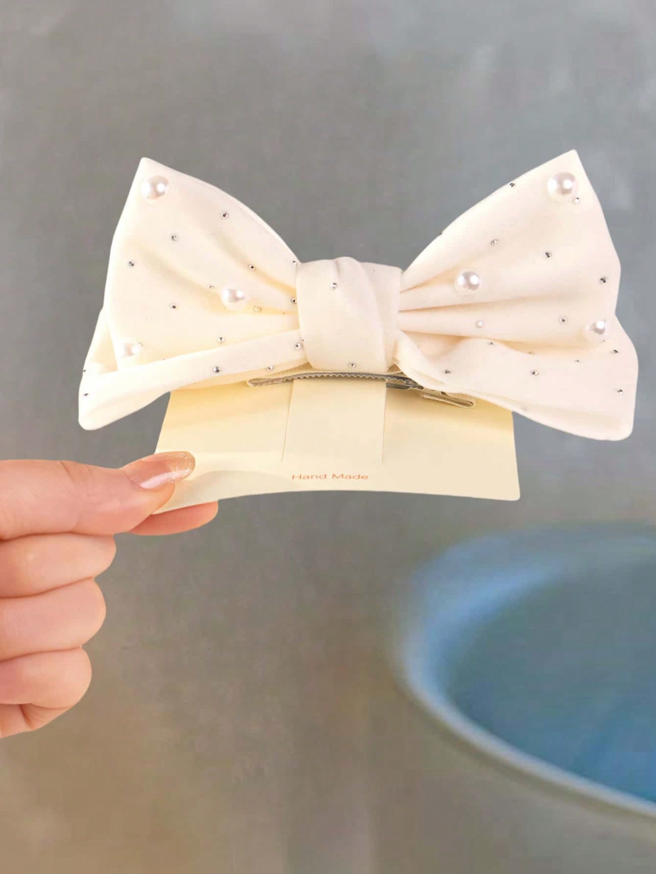 1pc Girls Cute Sweet Rhinestone Bowknot Decor Hair Clip (Shipped Without Card)