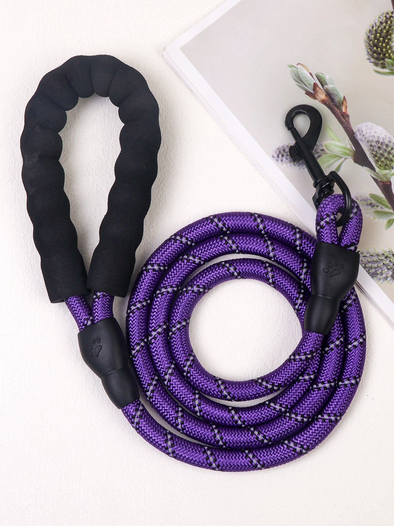 Pet Leash With Reflective Comfortable Padded Handle