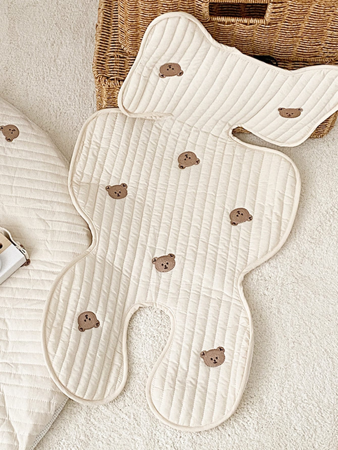 1pc Baby Bear Print Seat Liner