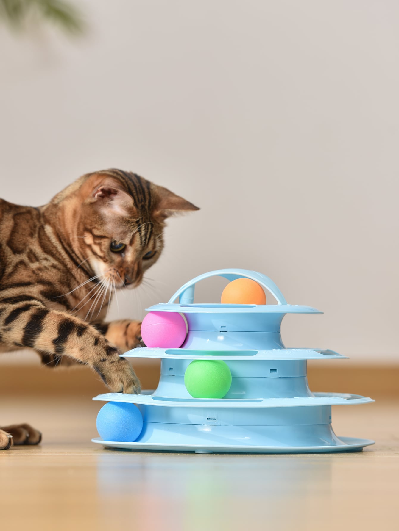 1pc Multi-layer Ball Decor Cat Teaser Toy