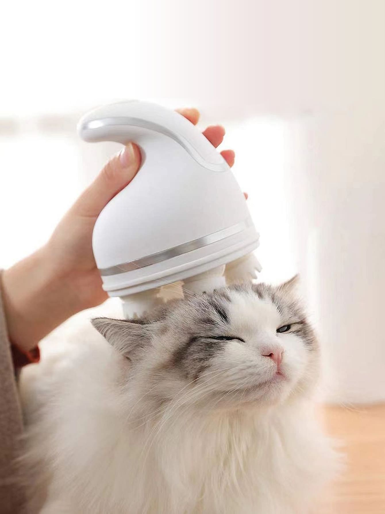 1pc Electric Pet Head Massage Brush