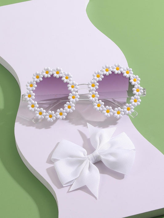 1pc Kids' Fashionable Round Pc White Daisies Sunglasses And 1pc Butterfly Bowknot Hair Clip